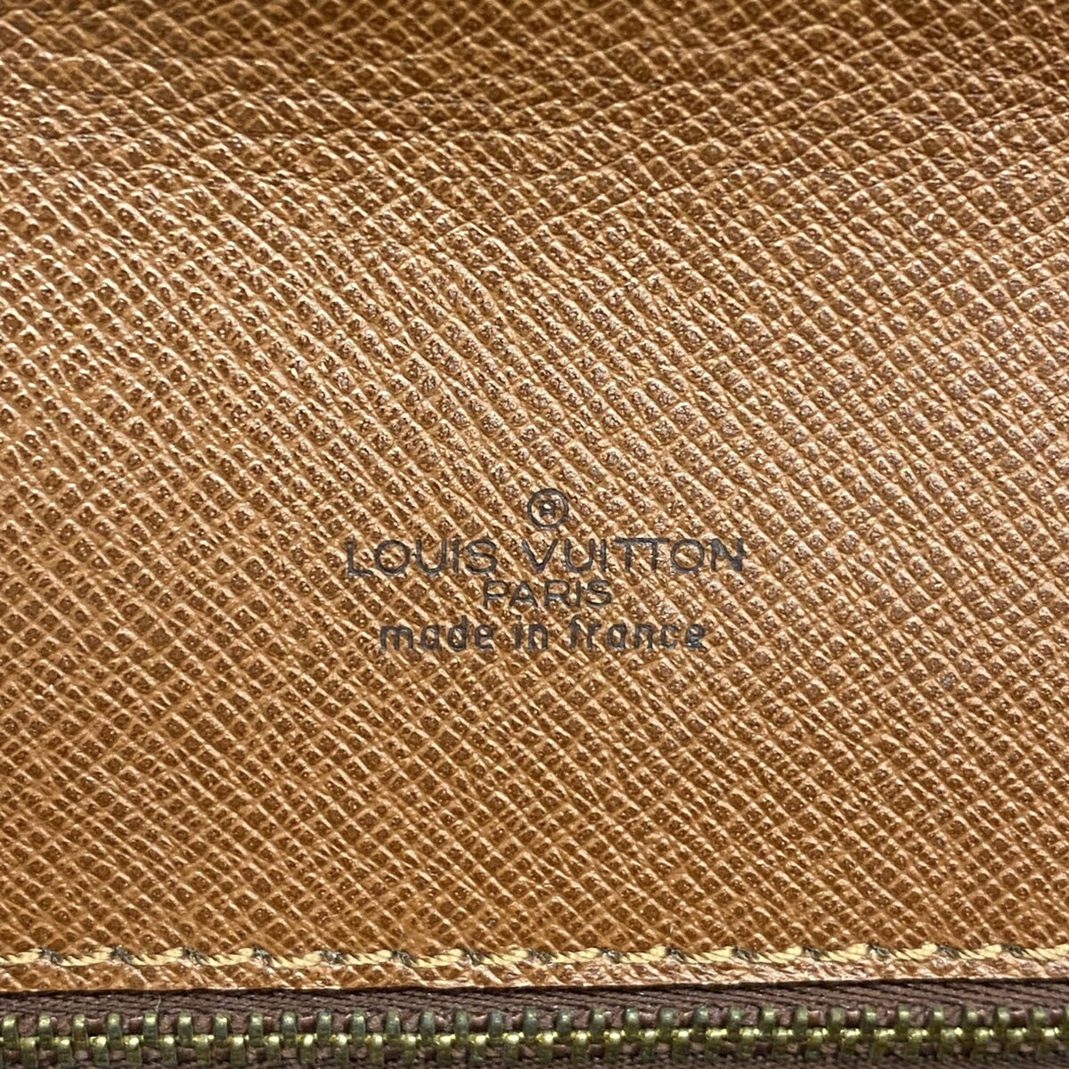 Louis Vuitton Brown Shoulder Bag (Pre-Owned)