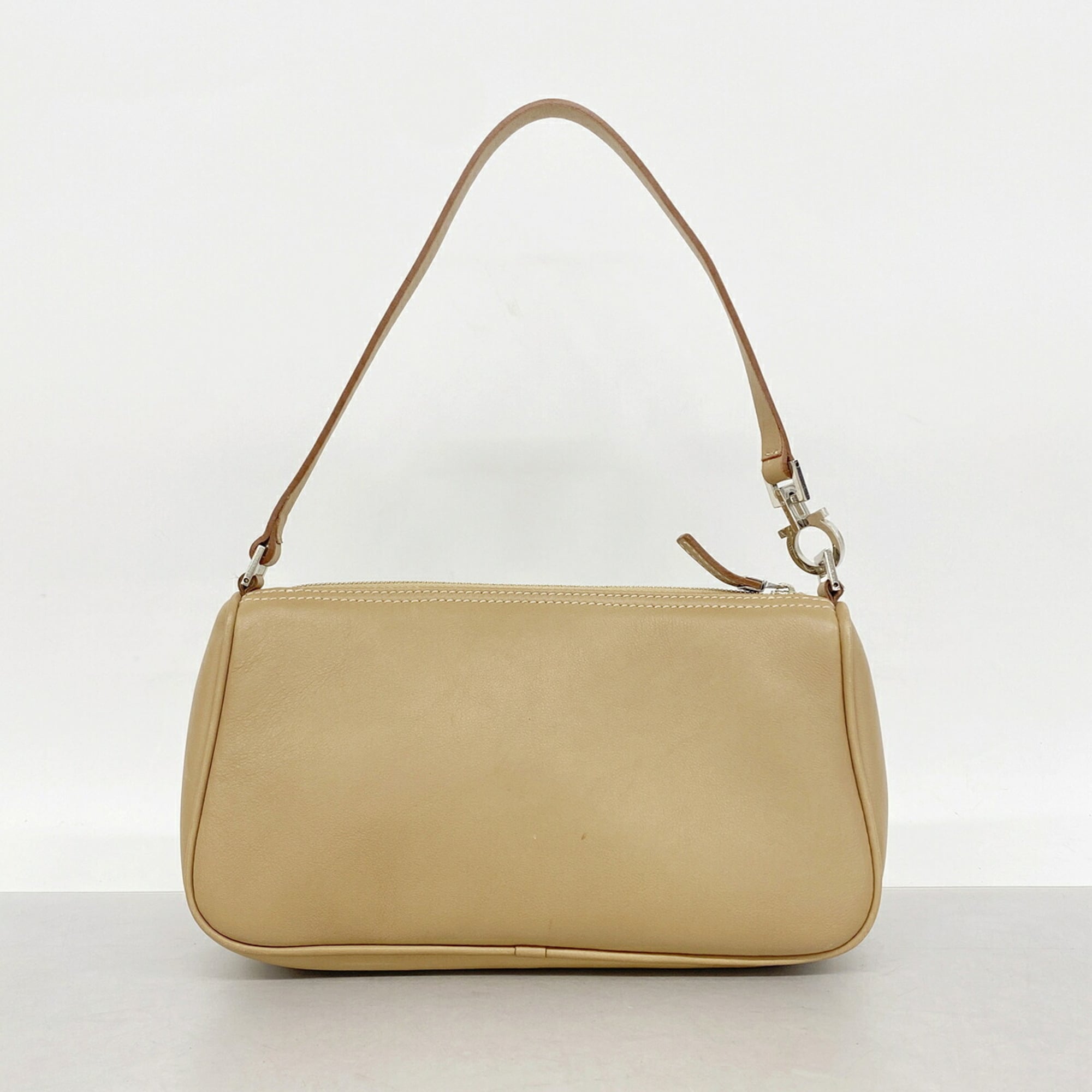 Salvatore Ferragamo Light Brown Leather Handbag (Pre-Owned)