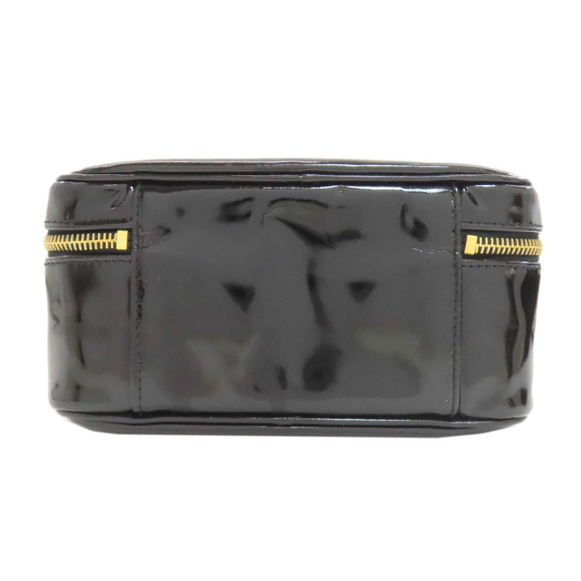 Chanel Black Patent Leather Handbag (Pre-Owned)