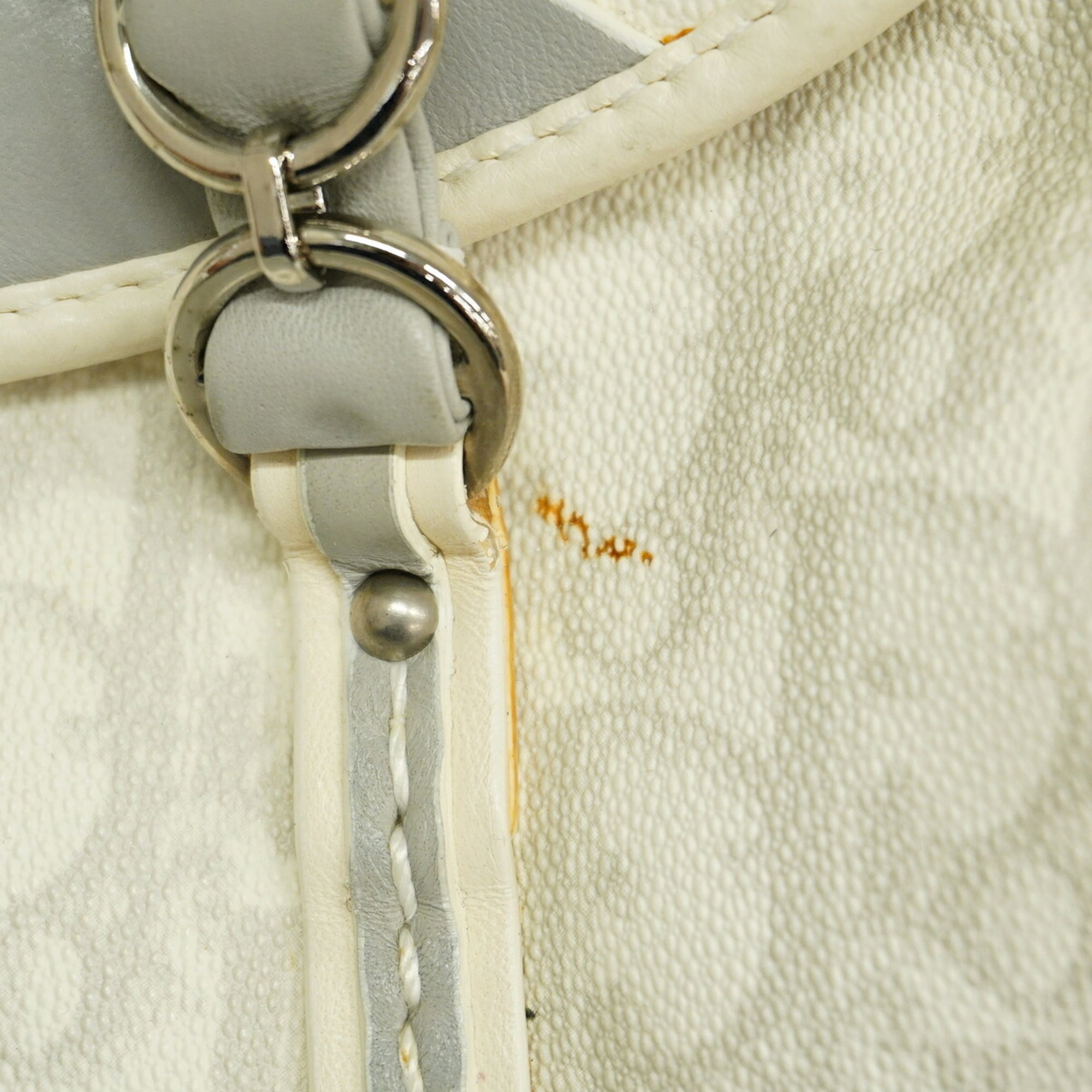 Christian Dior White Leather Pvc Shoulder Bag (Pre-Owned)
