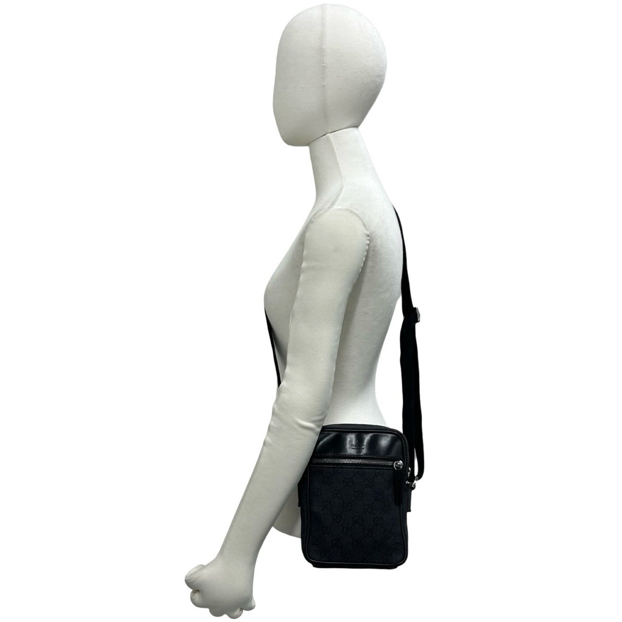 Gucci Black Canvas Leather Pochette Shoulder Bag (Pre-Owned)