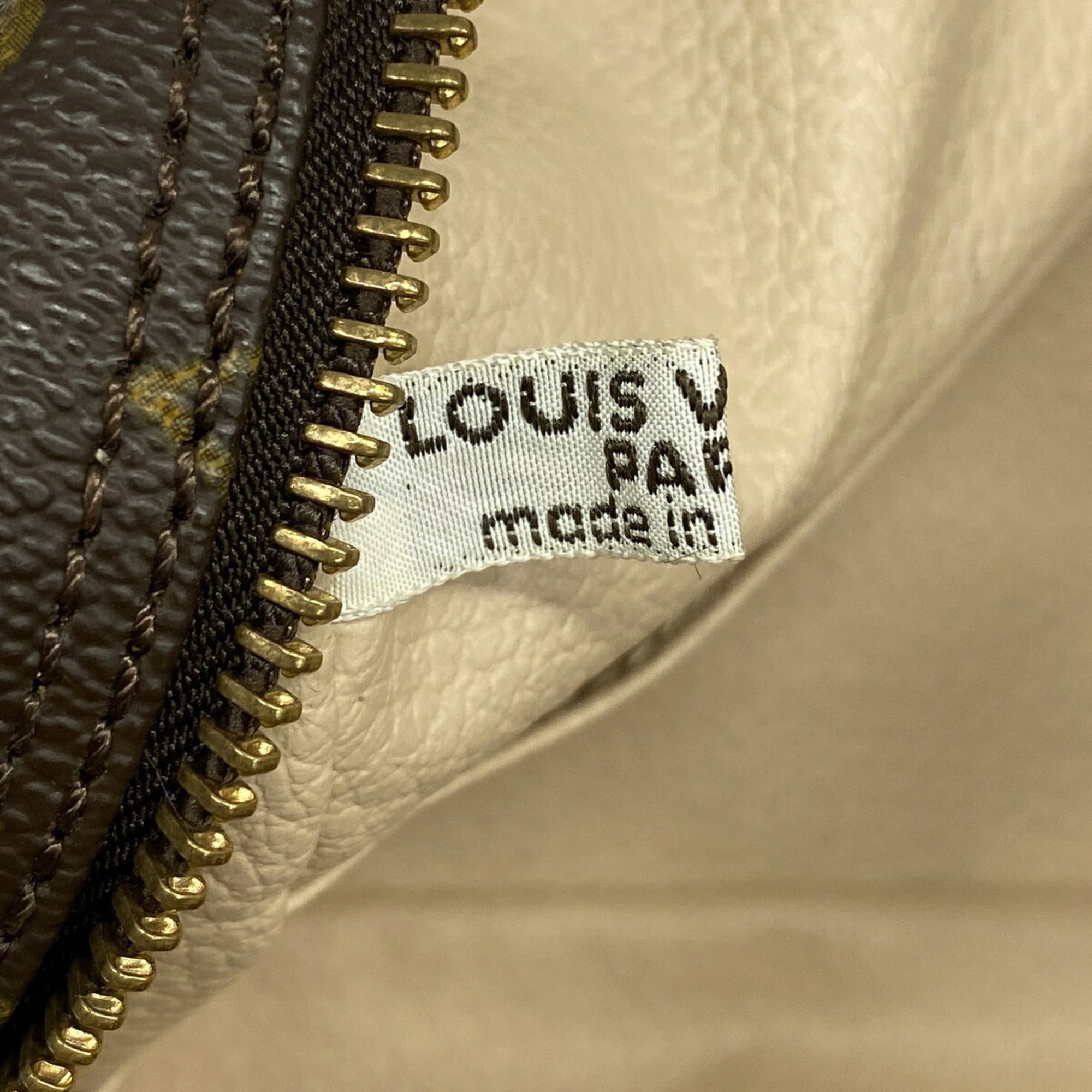 Louis Vuitton Brown Pouch (Pre-Owned)