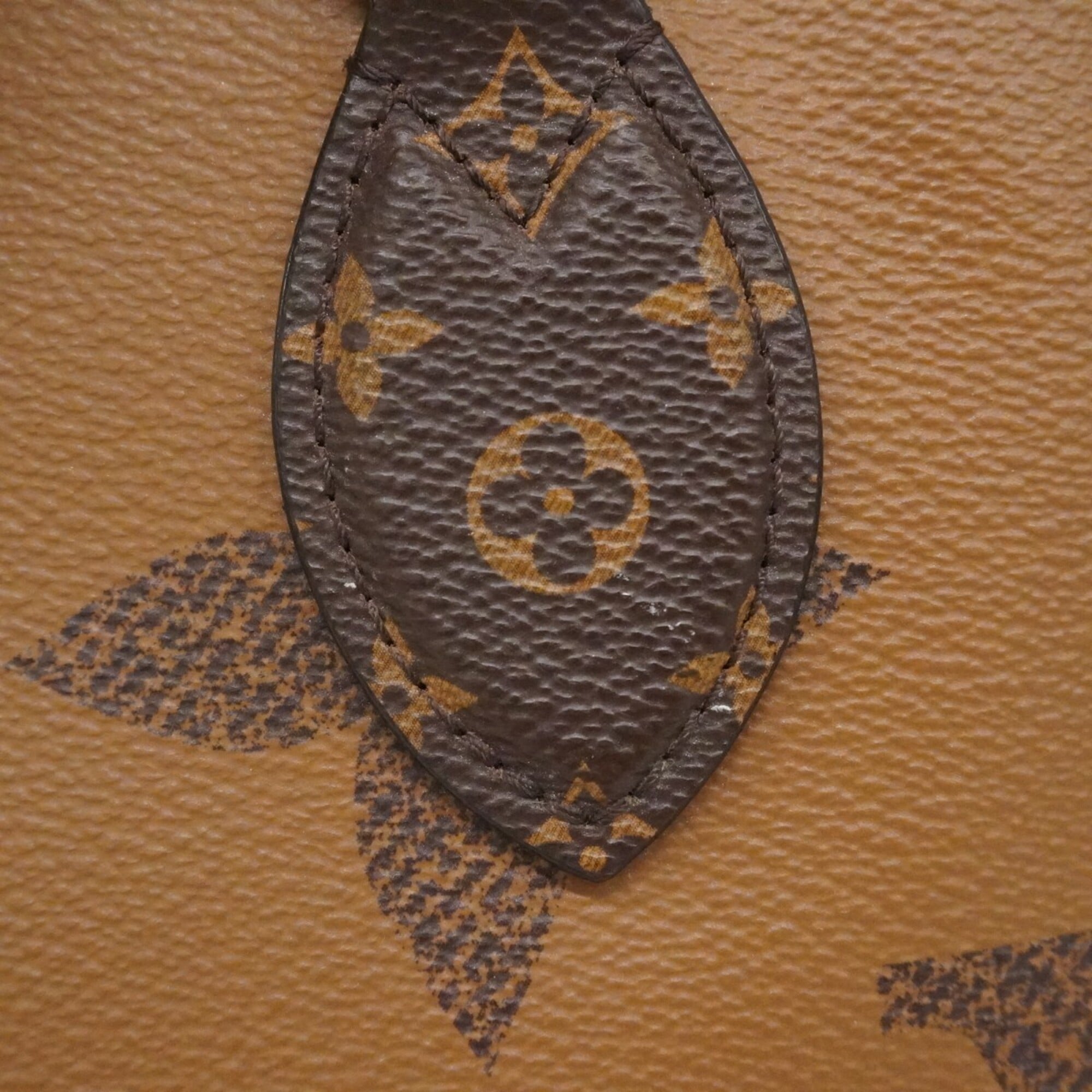 Louis Vuitton Brown Tote Bag (Pre-Owned)