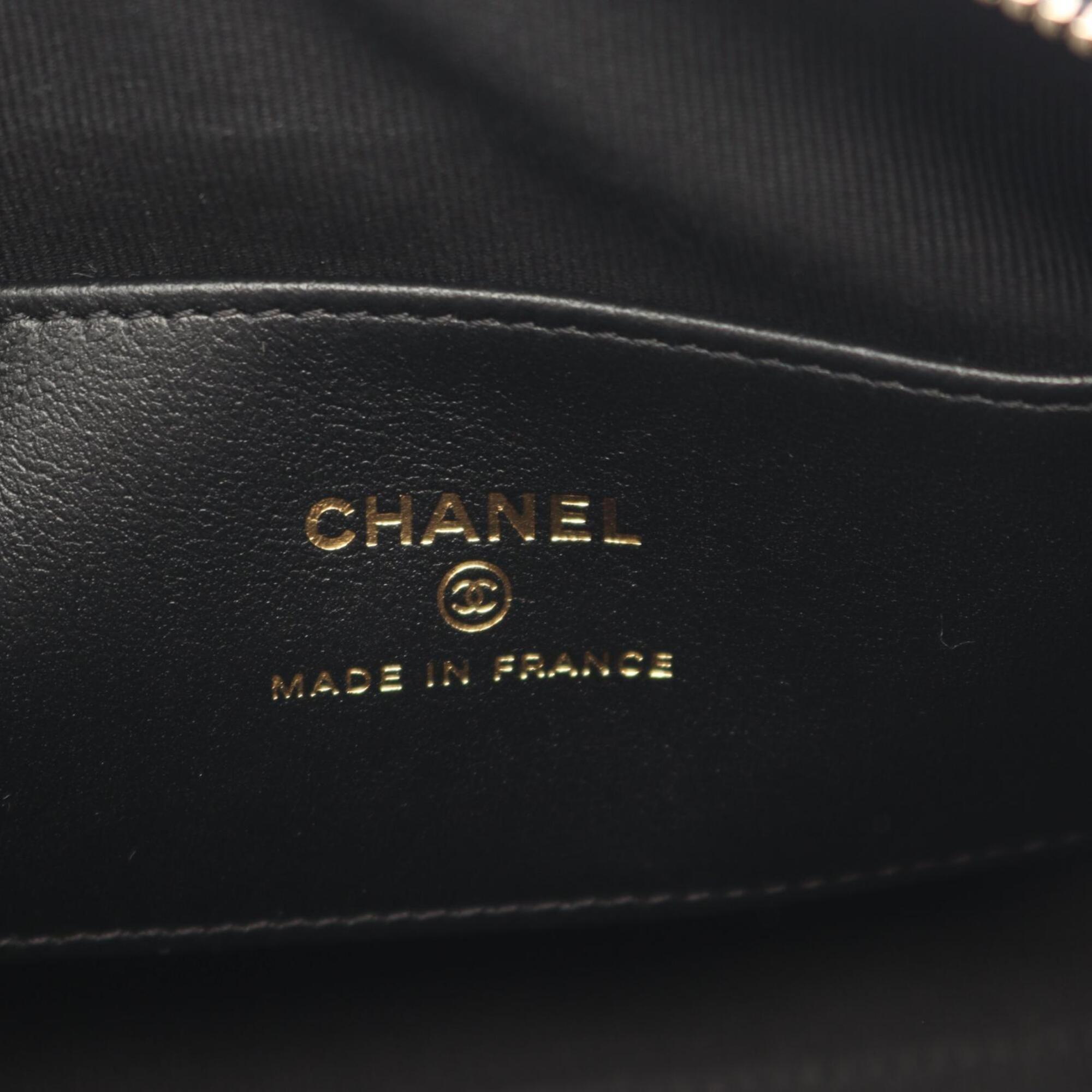 Chanel Black Leather Handbag (Pre-Owned)