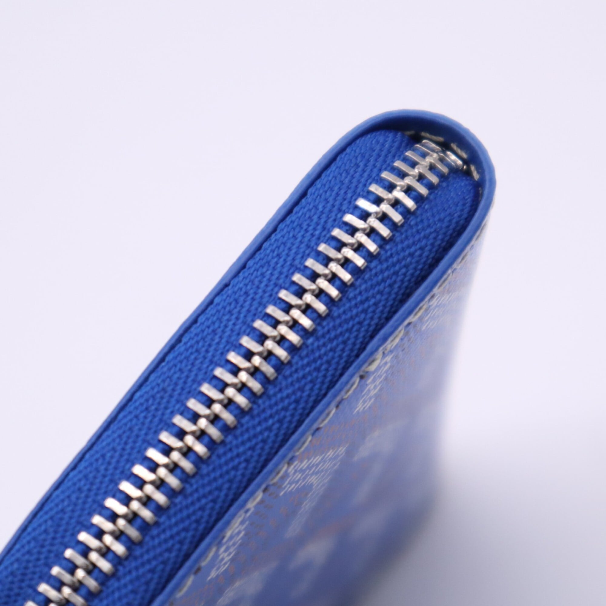 Goyard Blue Multi-Color Coated Canvas Leather Wallet (Bi-Fold) (Pre-Owned)