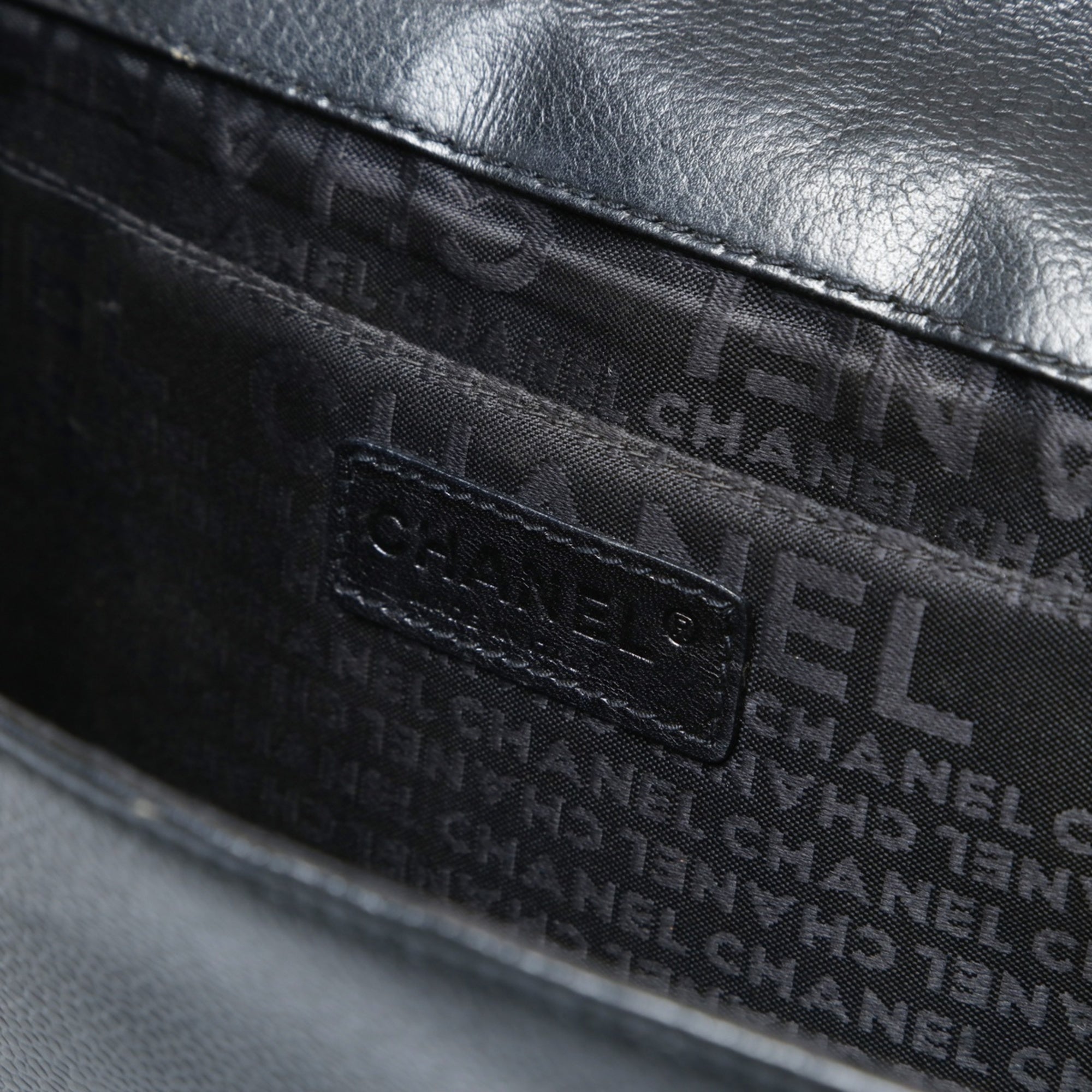 Chanel 2.55 Black Leather Shoulder Bag (Pre-Owned)