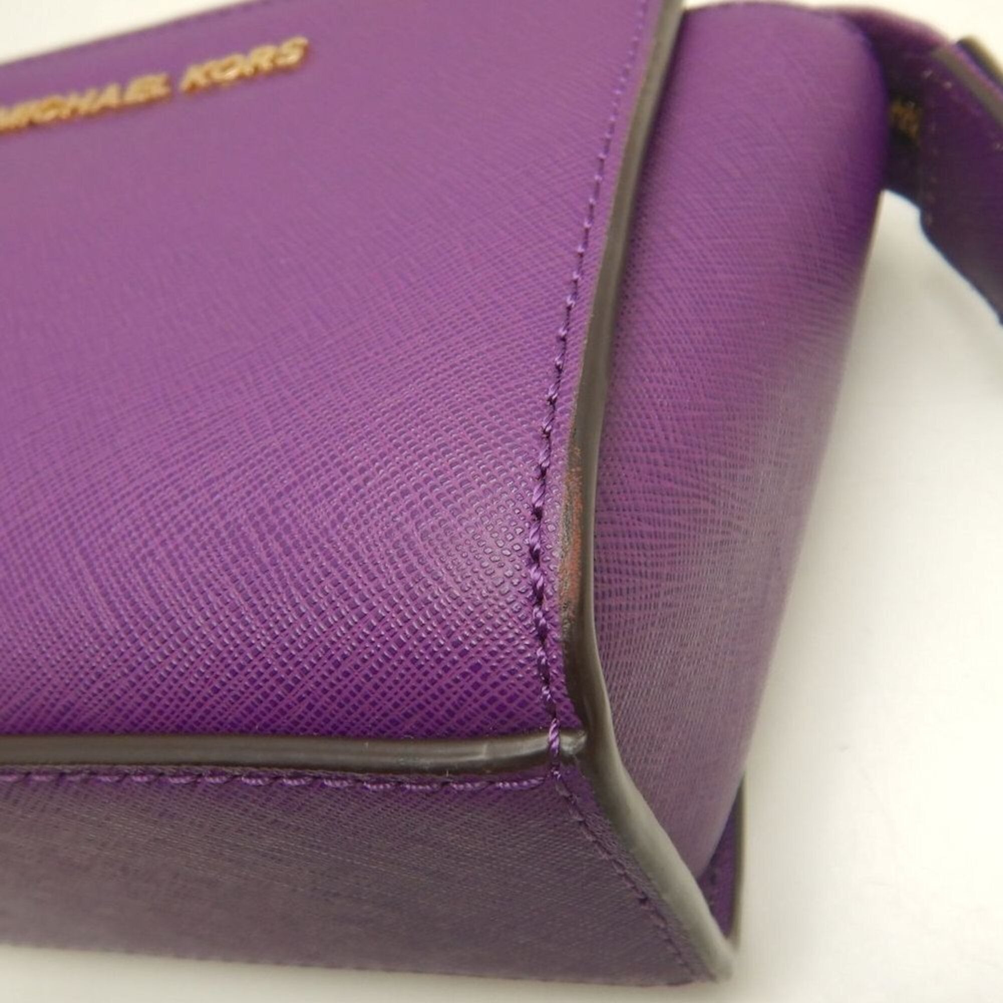 Michael Kors Purple Leather Shoulder Bag (Pre-Owned)