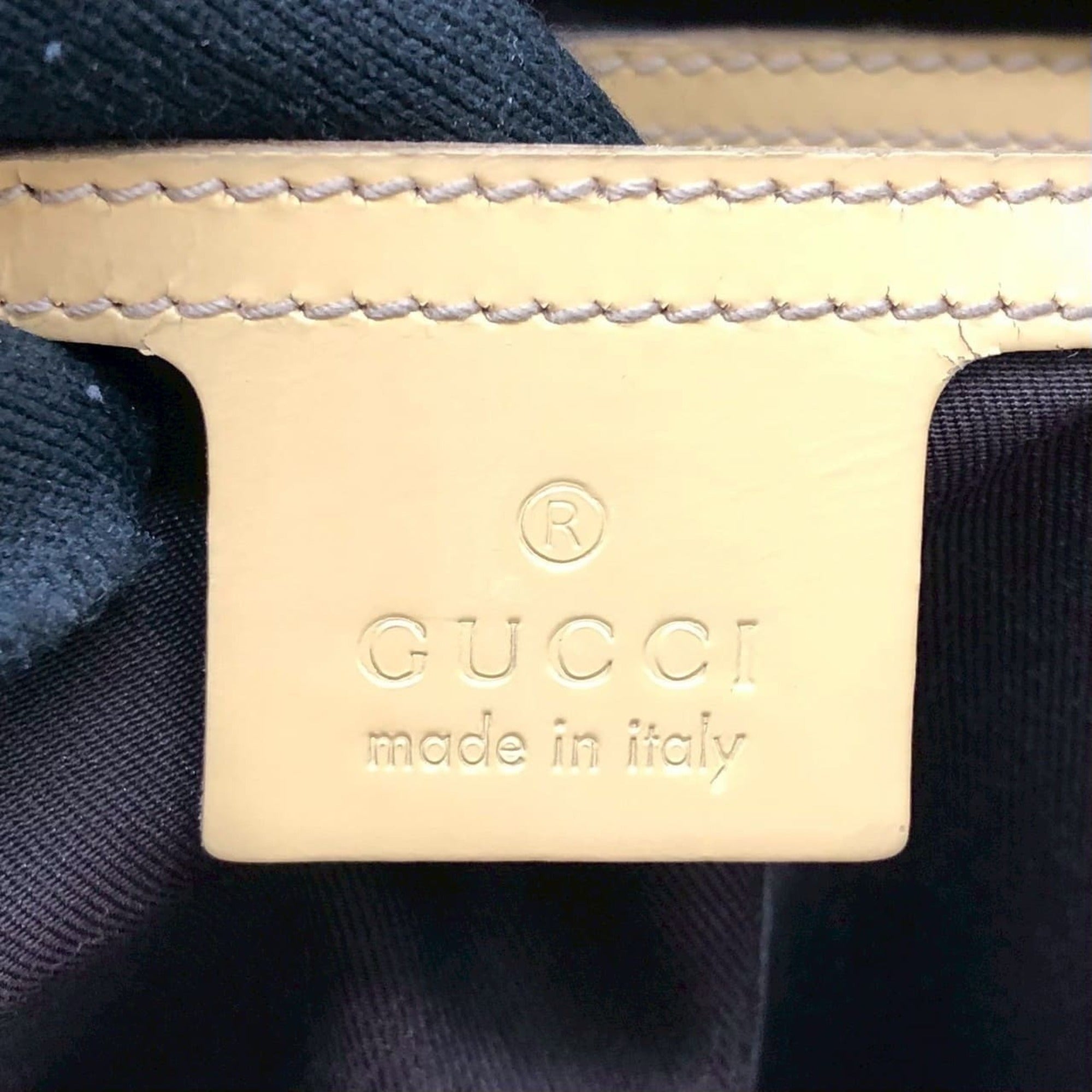Gucci Yellow Gg Supreme Shoulder Bag (Pre-Owned)