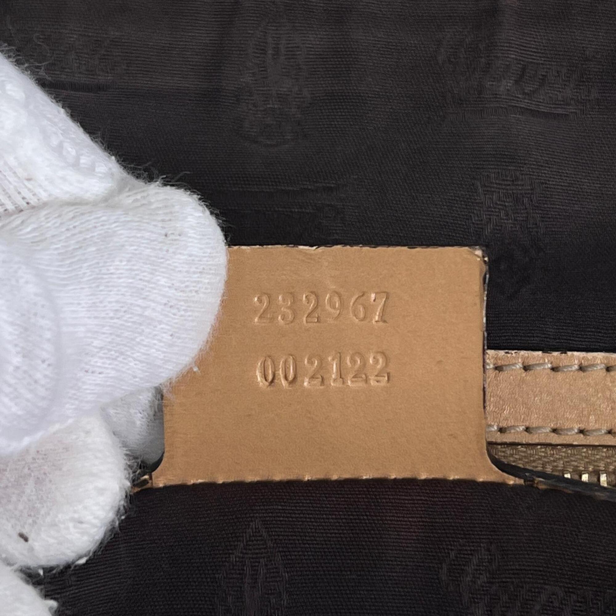 Gucci Beige Gg Canvas Shoulder Bag (Pre-Owned)