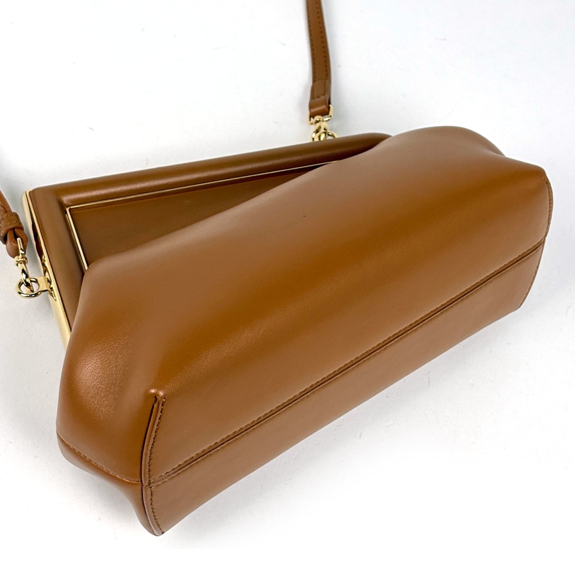 Fendi Brown Leather Shoulder Bag (Pre-Owned)