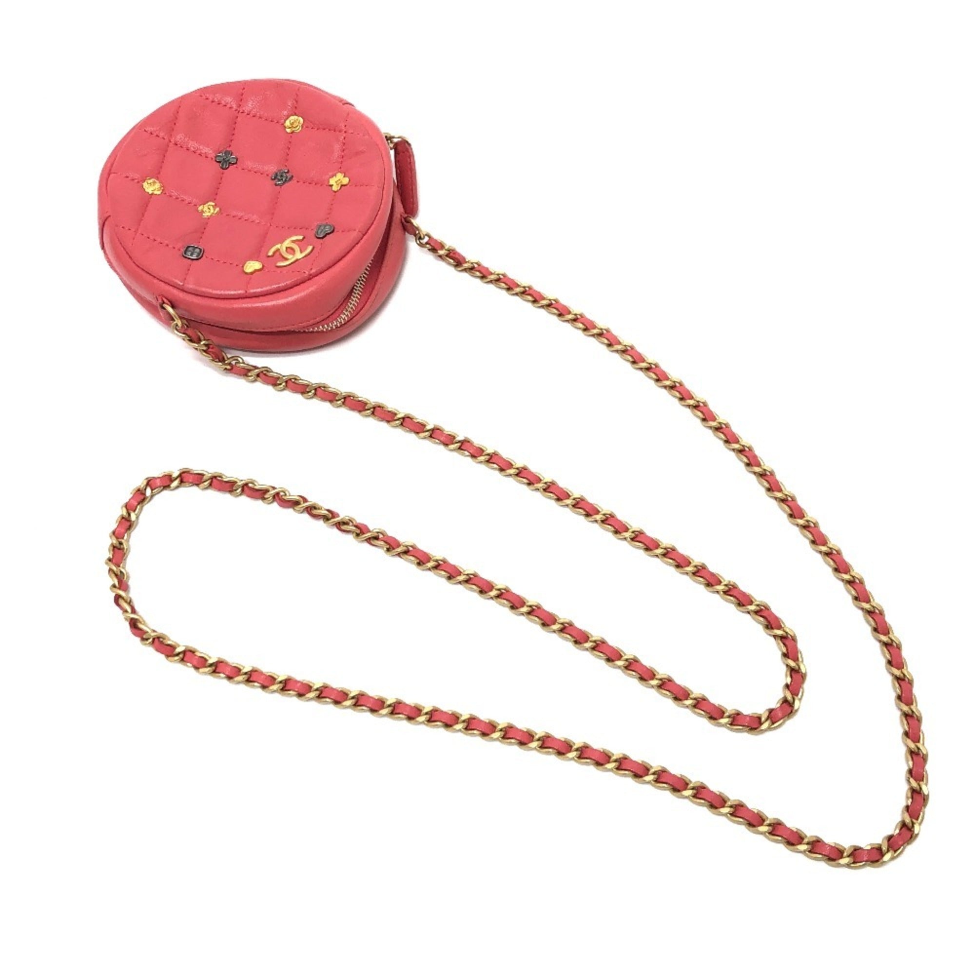 Chanel Pink Leather Pochette Shoulder Bag (Pre-Owned)