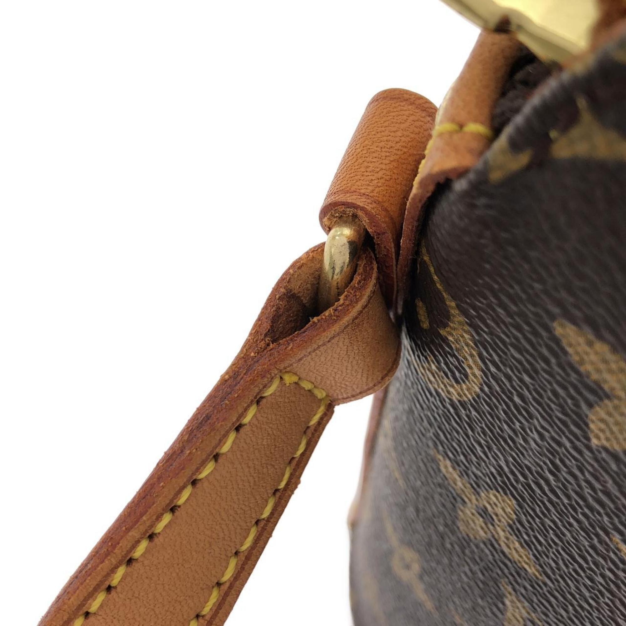 Louis Vuitton Marron Coated Canvas Shoulder Bag (Pre-Owned)