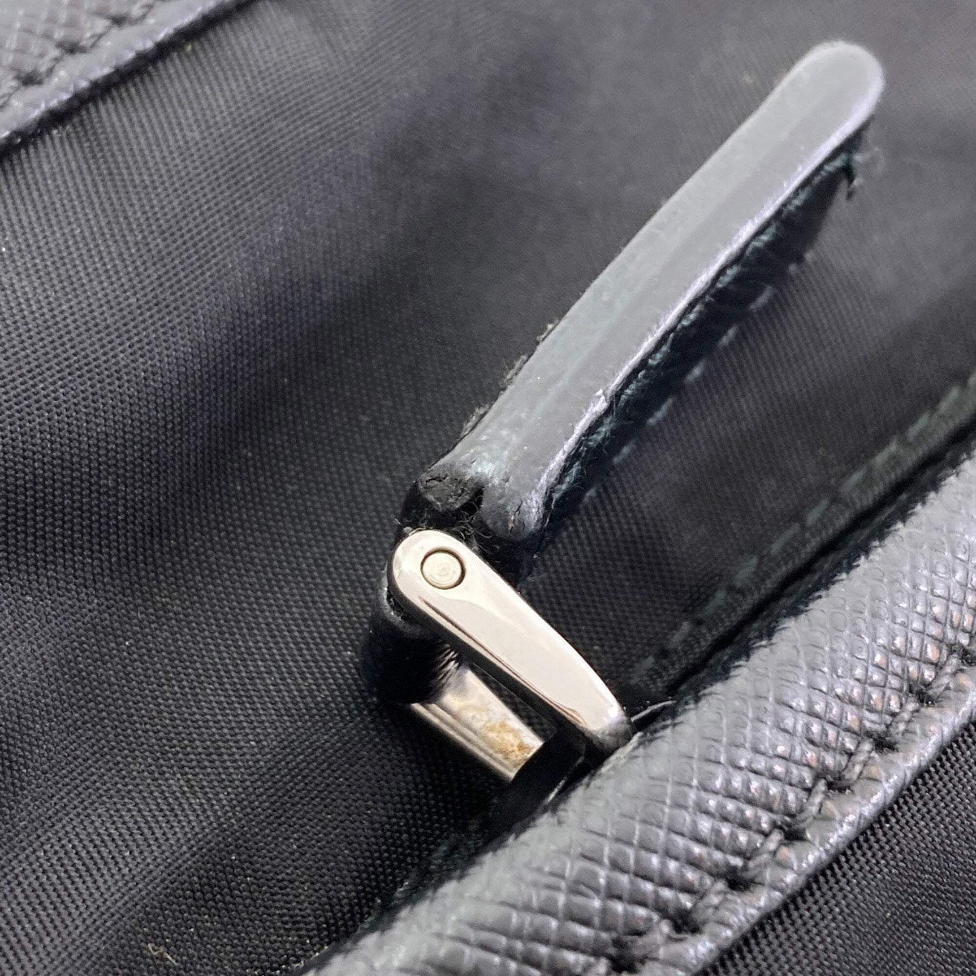 Prada Black Nylon Shoulder Bag (Pre-Owned)