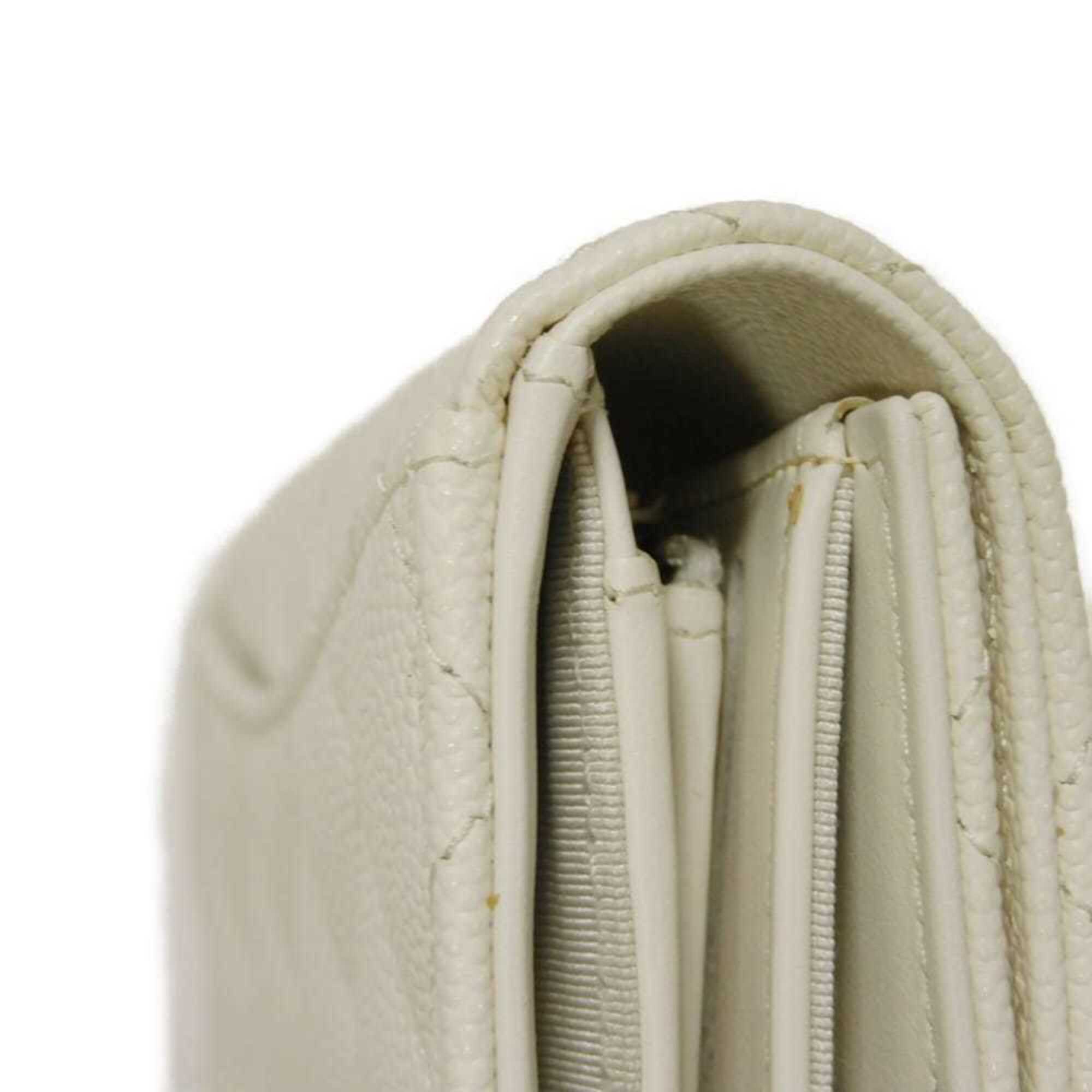 Chanel White Leather Wallet (Tri-Fold) (Pre-Owned)