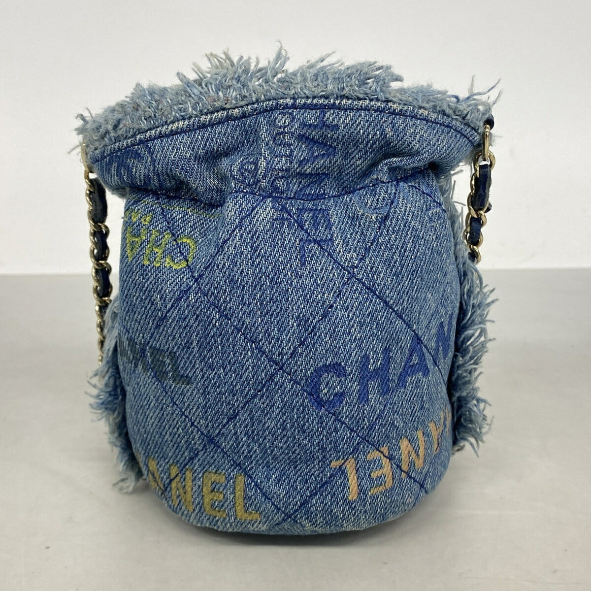 Chanel Blue Denim Shoulder Bag (Pre-Owned)