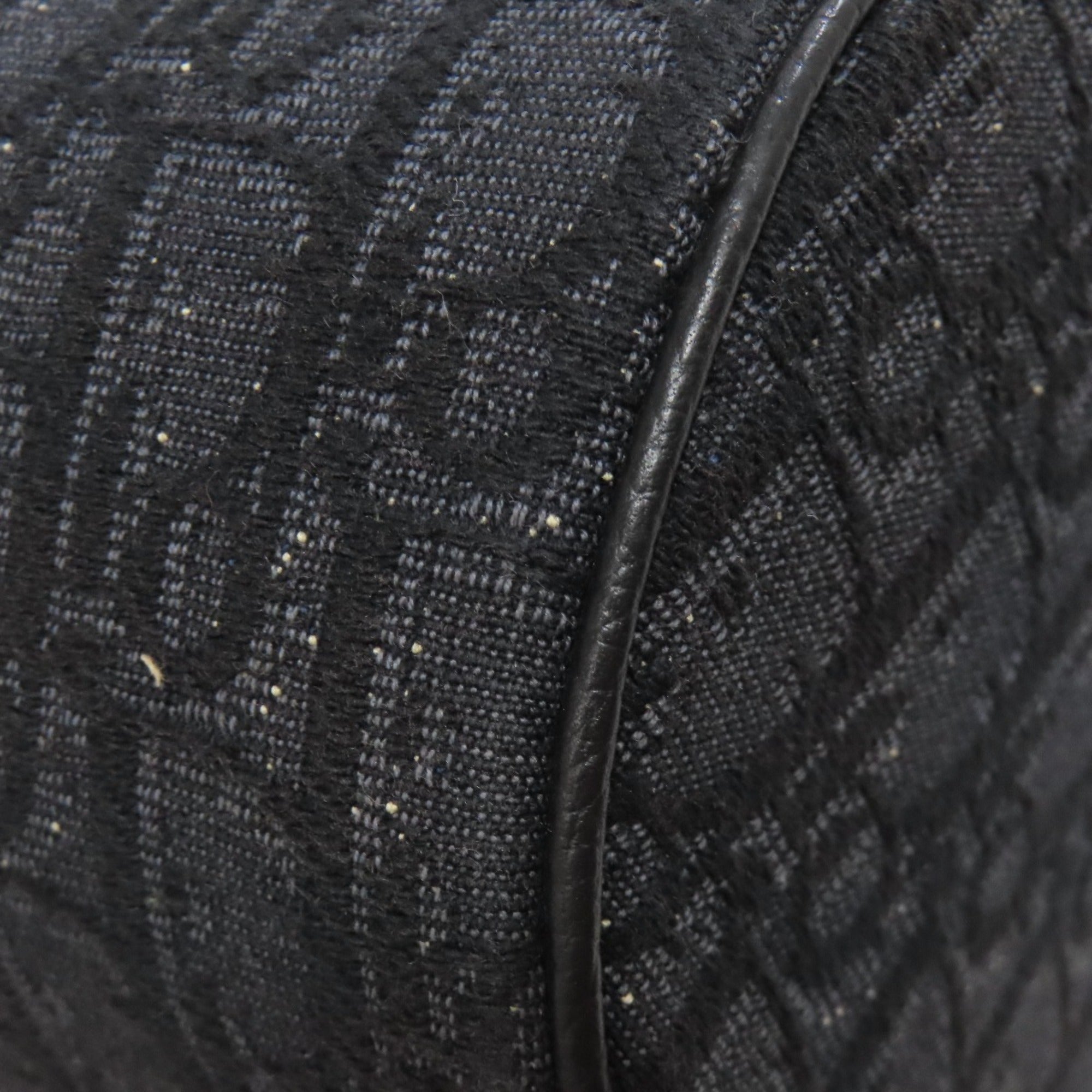 Christian Dior Black Canvas Shoulder Bag (Pre-Owned)