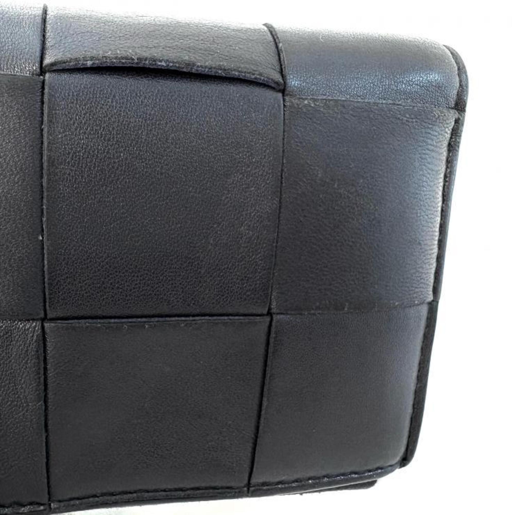 Bottega Veneta Black Intrecciato Wallet (Bi-Fold) (Pre-Owned)