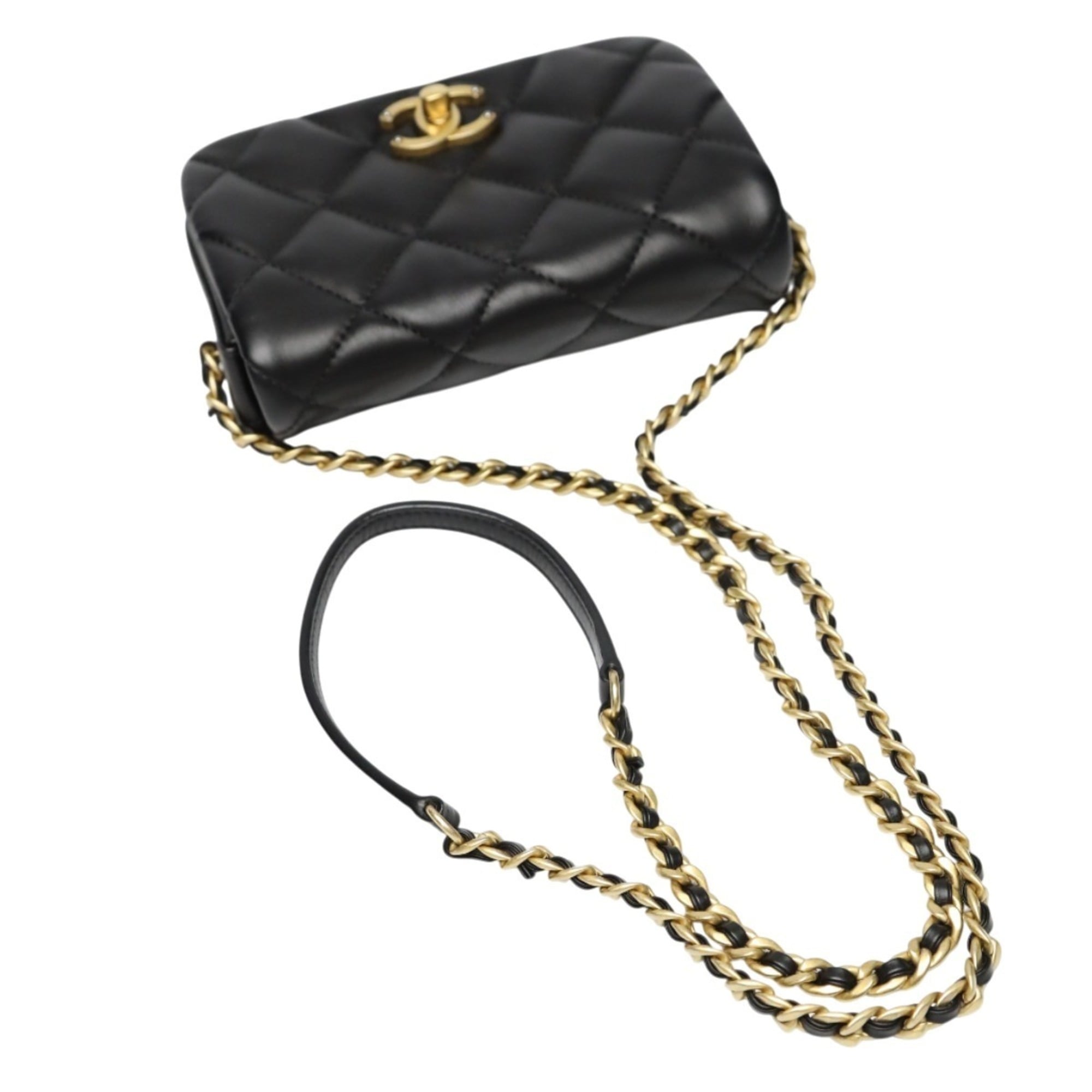 Chanel Black Leather Shoulder Bag (Pre-Owned)