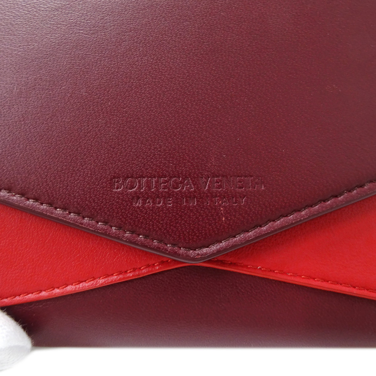 Bottega Veneta Bordeaux Red Color Leather Wallet (Bi-Fold) (Pre-Owned)