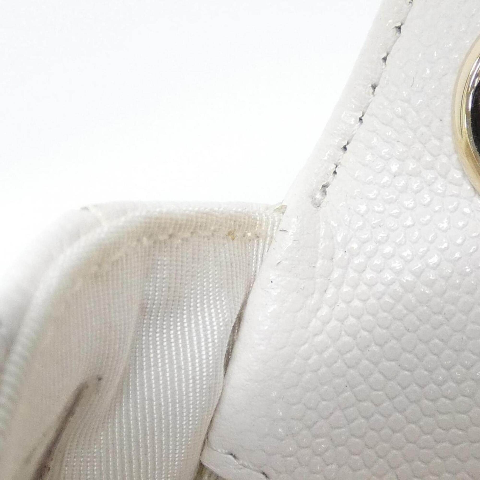 Chanel White Grained Calfskin Fanny Pack (Pre-Owned)