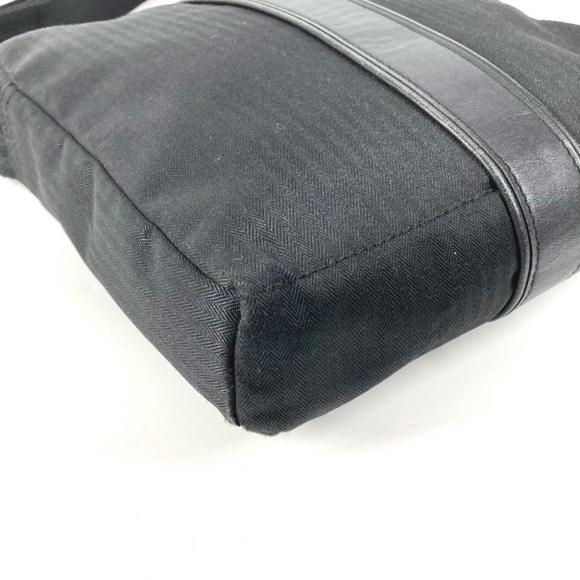 Hermes Black Canvas Pochette Shoulder Bag (Pre-Owned)
