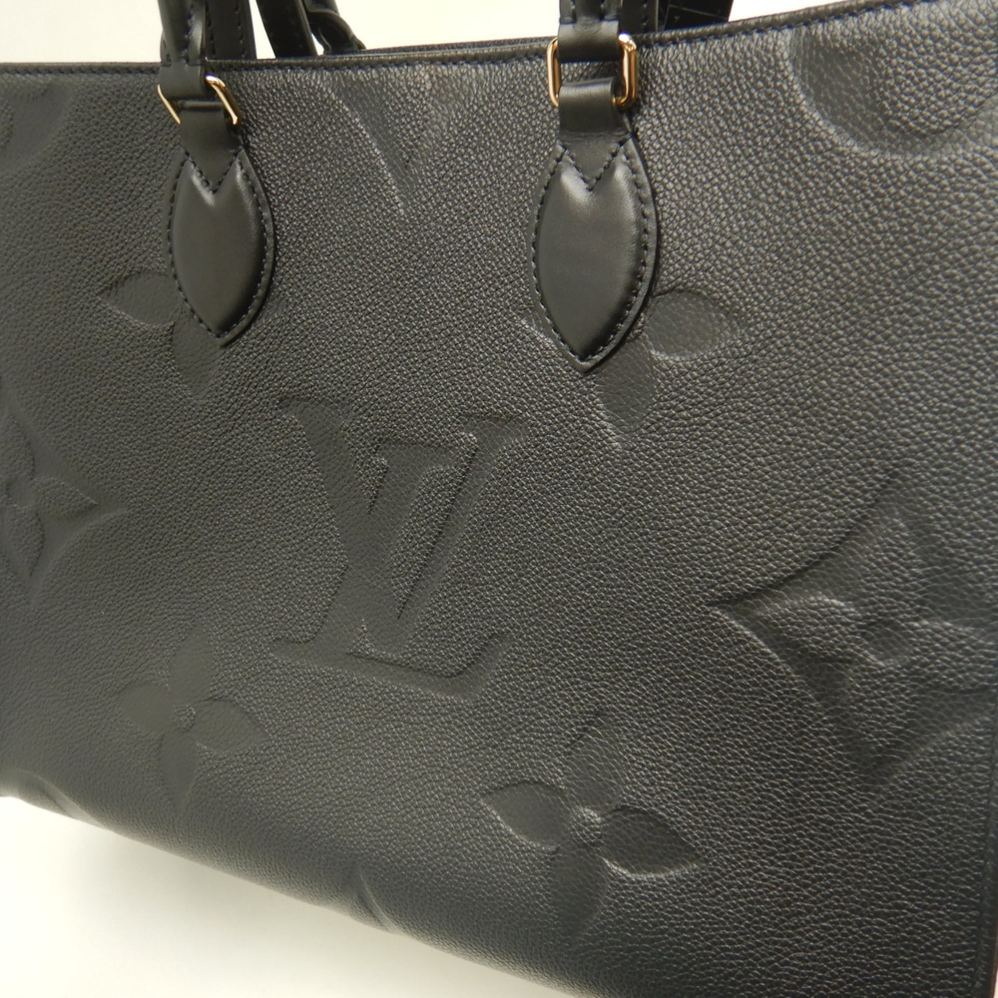 Louis Vuitton Noir Leather Tote Bag (Pre-Owned)