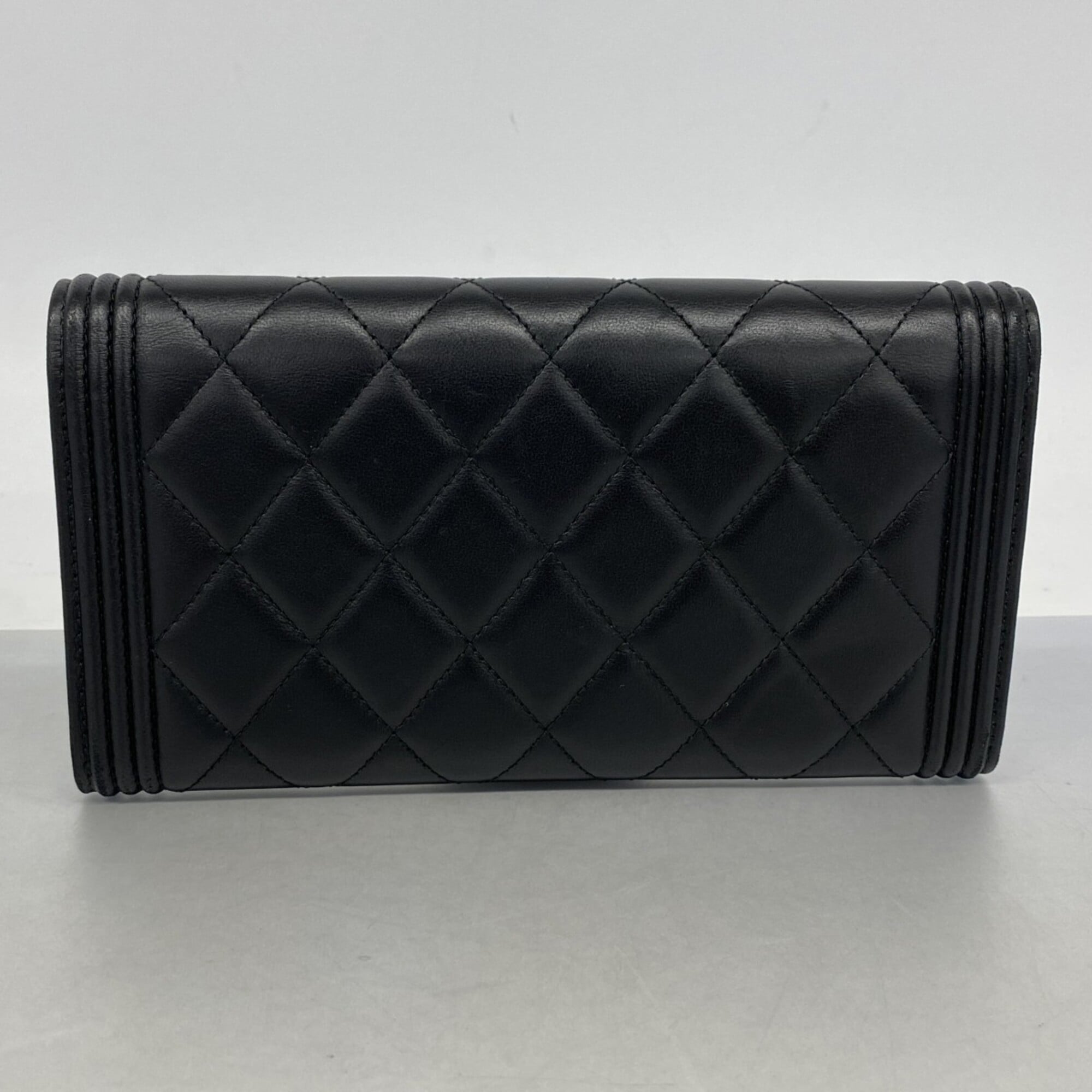 Chanel Black Leather Long Wallet (Bi-Fold) (Pre-Owned)