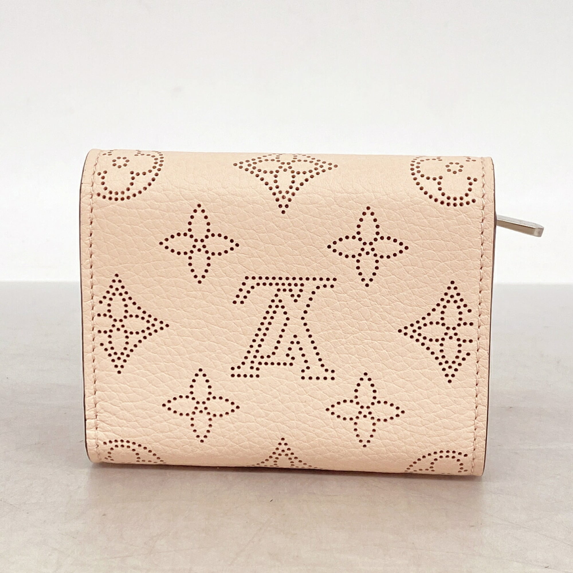 Louis Vuitton Magnolia Wallet (Tri-Fold) (Pre-Owned)