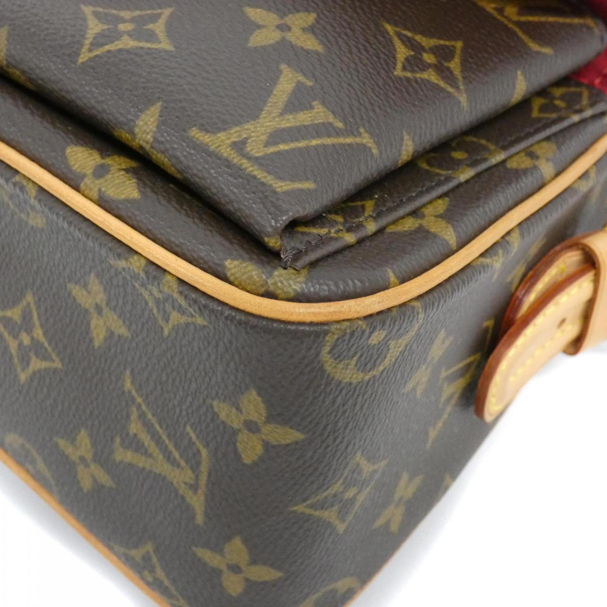 Louis Vuitton Marron Coated Canvas Shoulder Bag (Pre-Owned)