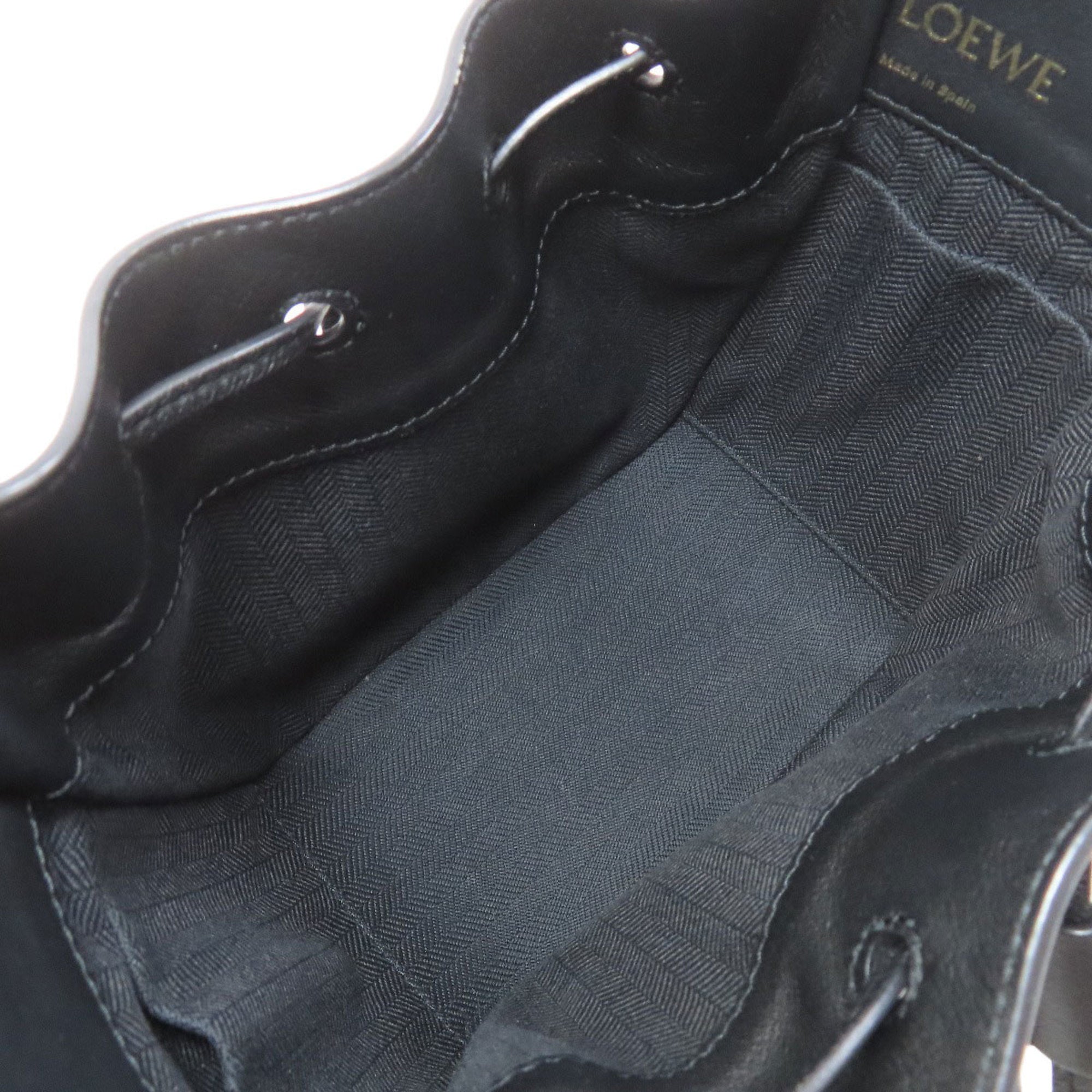 Loewe Black Canvas Leather Handbag (Pre-Owned)