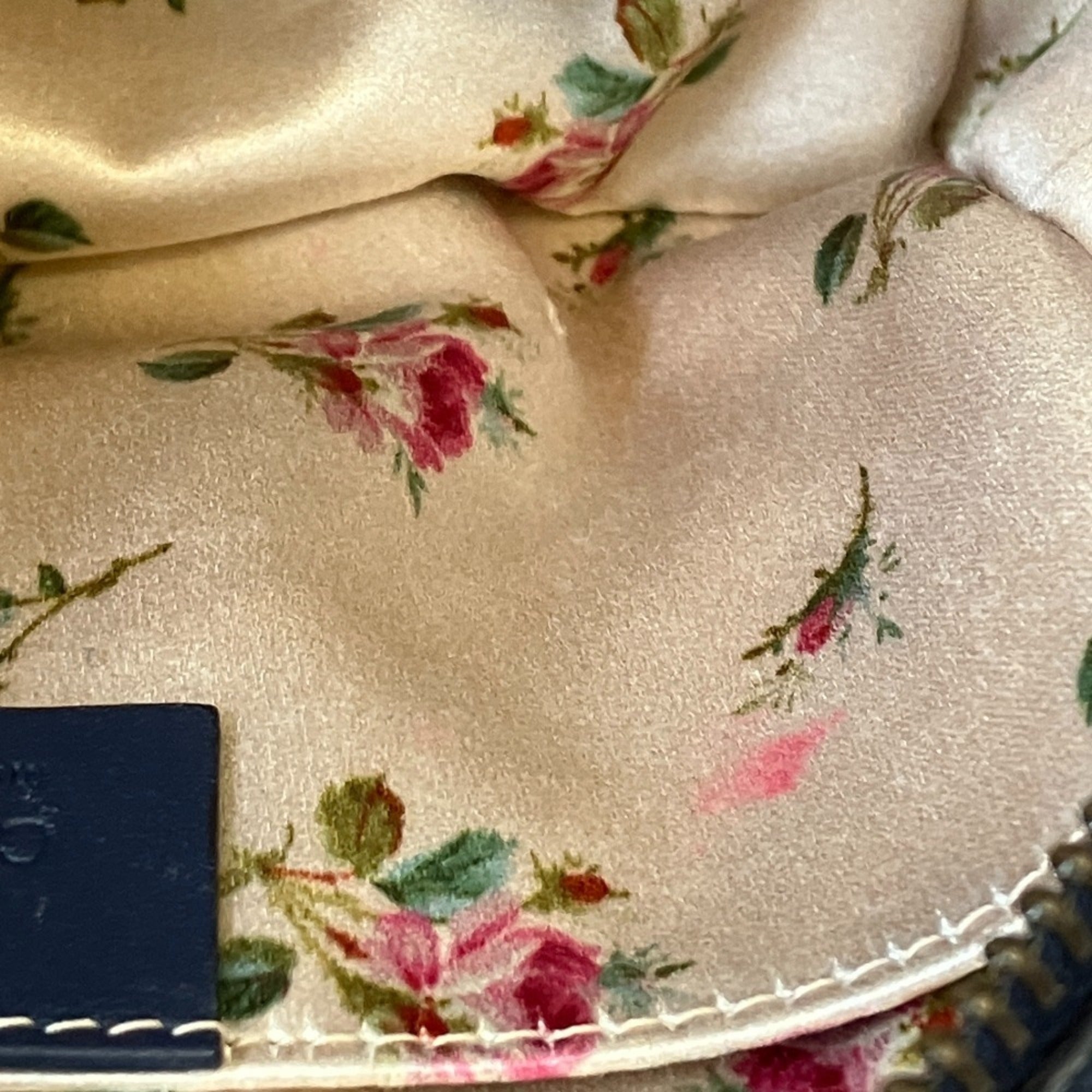 Gucci Blue Fabric Pouch (Pre-Owned)