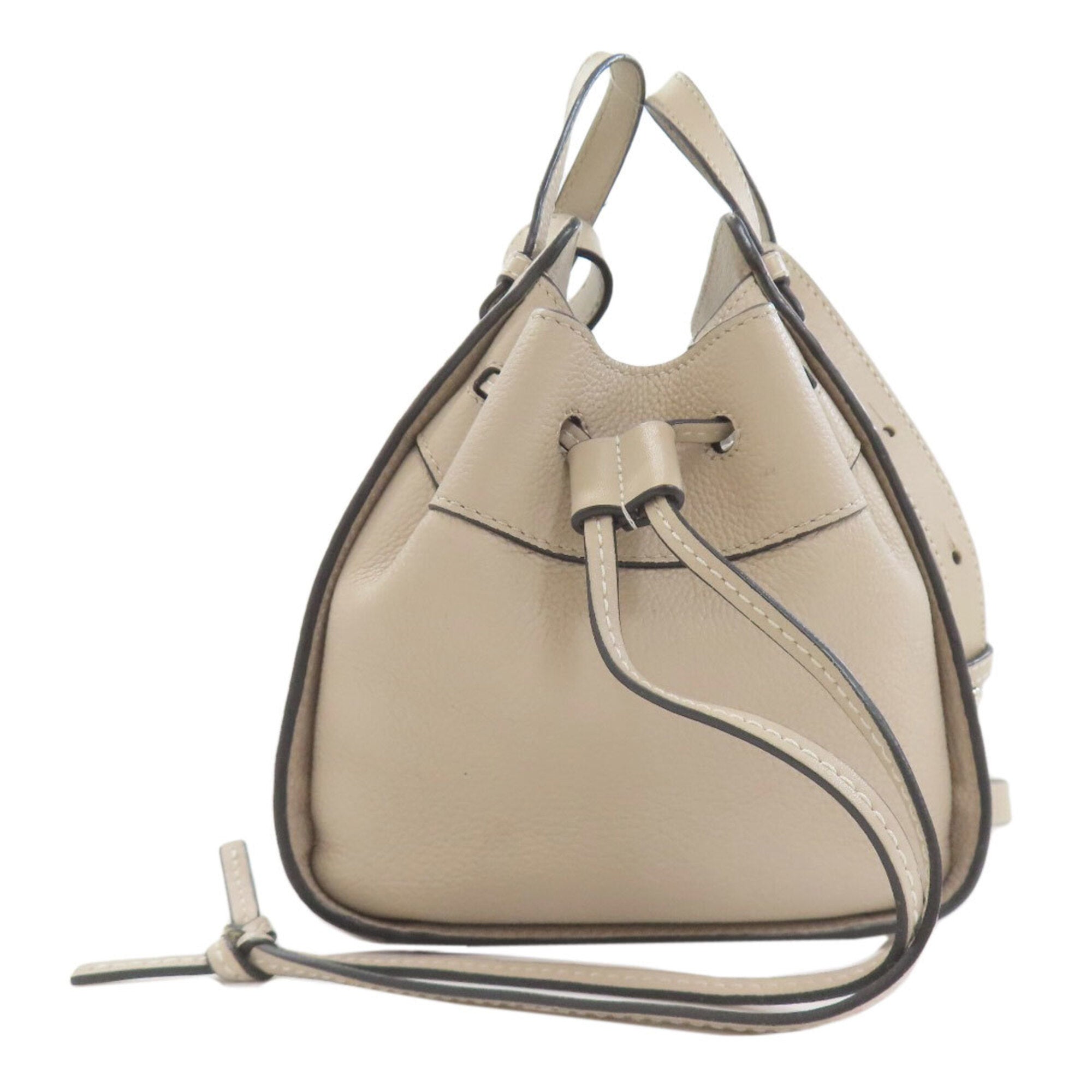 Loewe Grayish Leather Handbag (Pre-Owned)