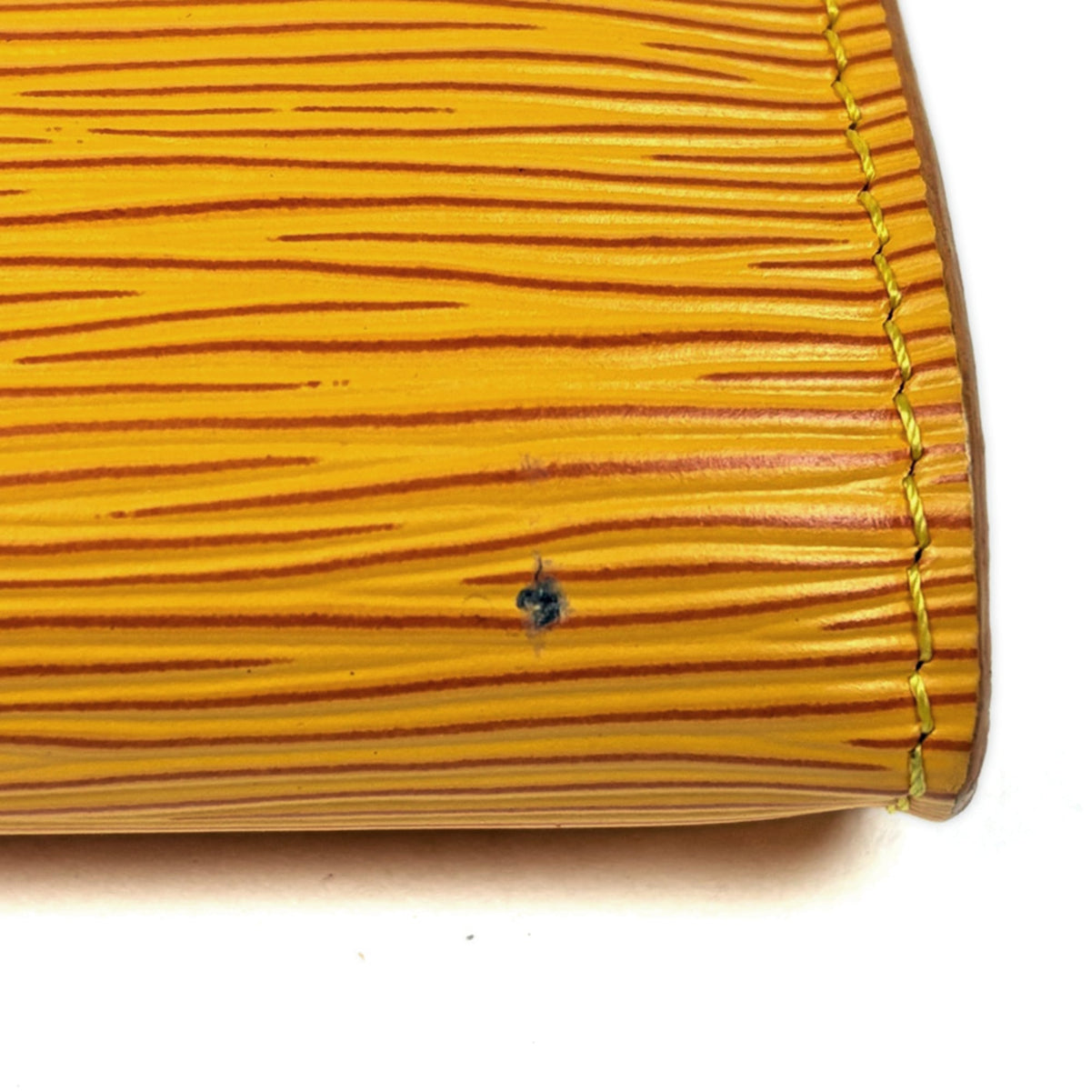 Louis Vuitton Yellow Epi Leather Pochette Pouch (Pre-Owned)