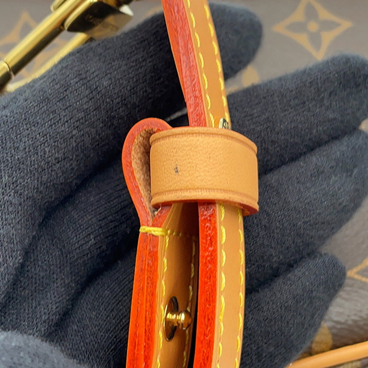 Louis Vuitton Monogram Beige Monogram Shoulder Bag (Pre-Owned)