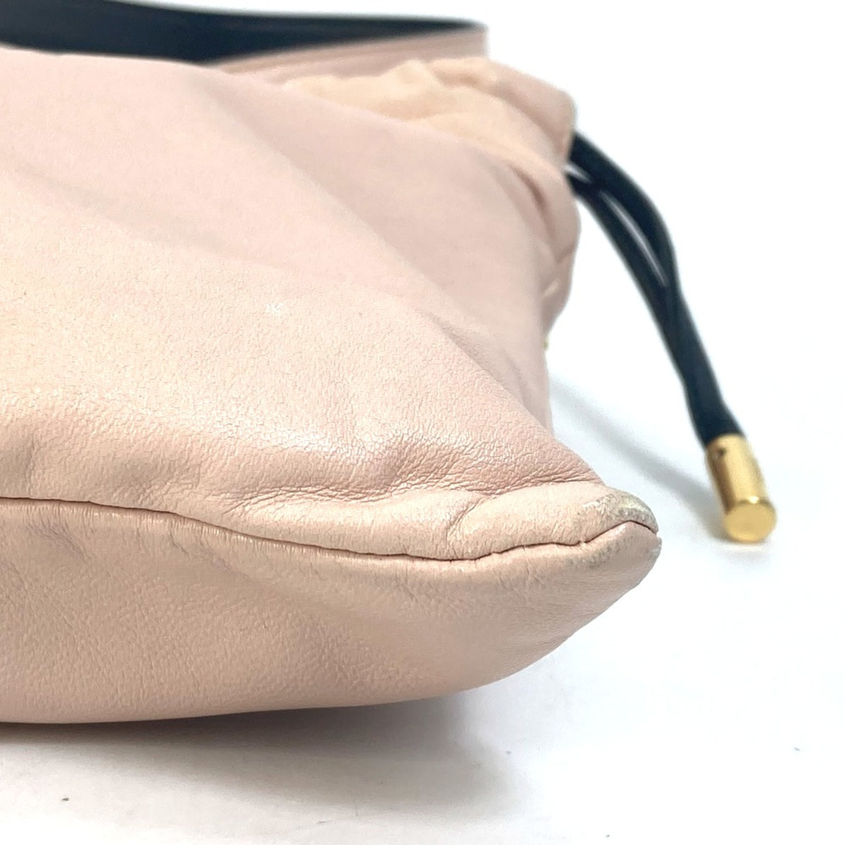 Fendi Pink Leather Shoulder Bag (Pre-Owned)