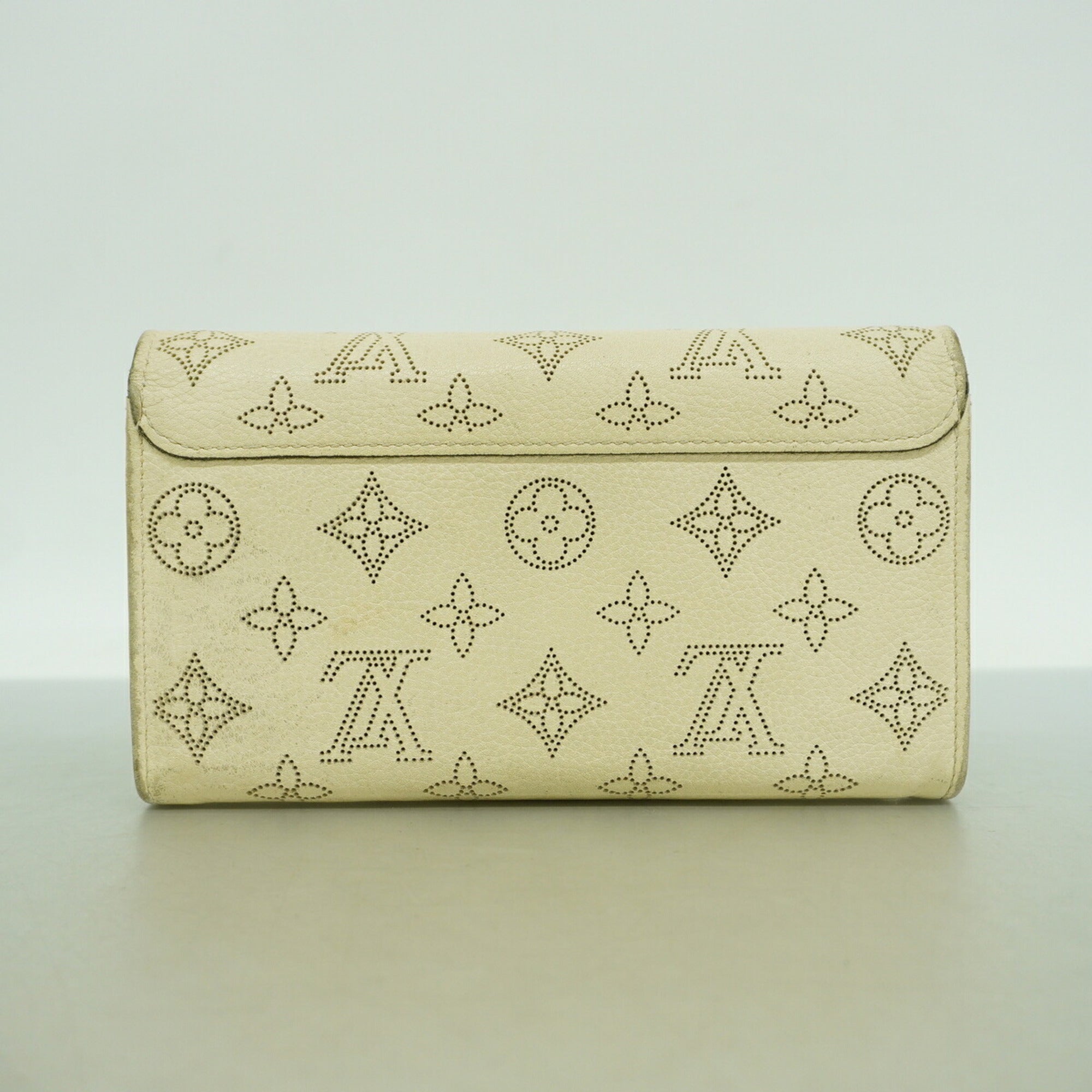 Louis Vuitton Lv Off White Long Wallet (Bi-Fold) (Pre-Owned)
