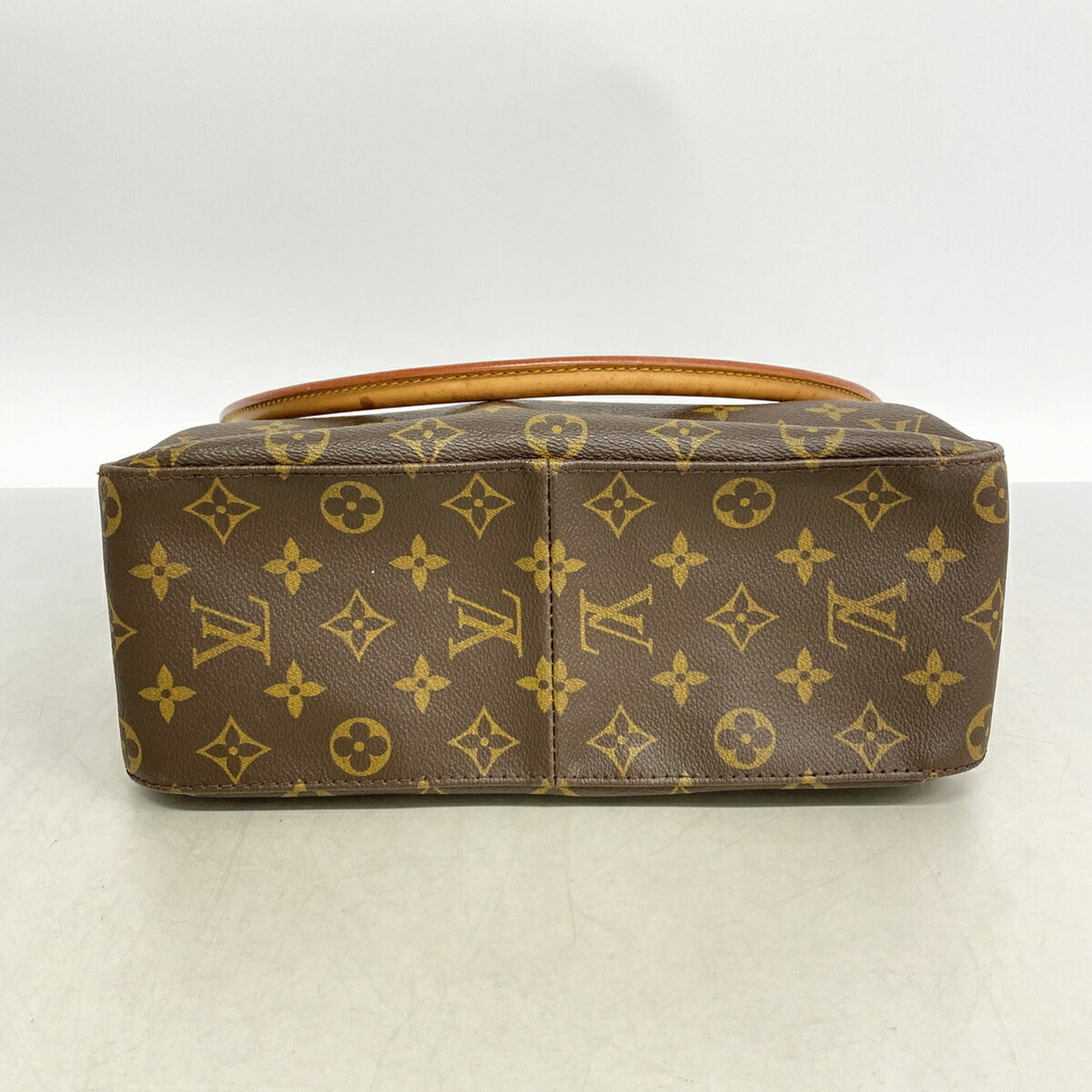 Louis Vuitton Brown Shoulder Bag (Pre-Owned)