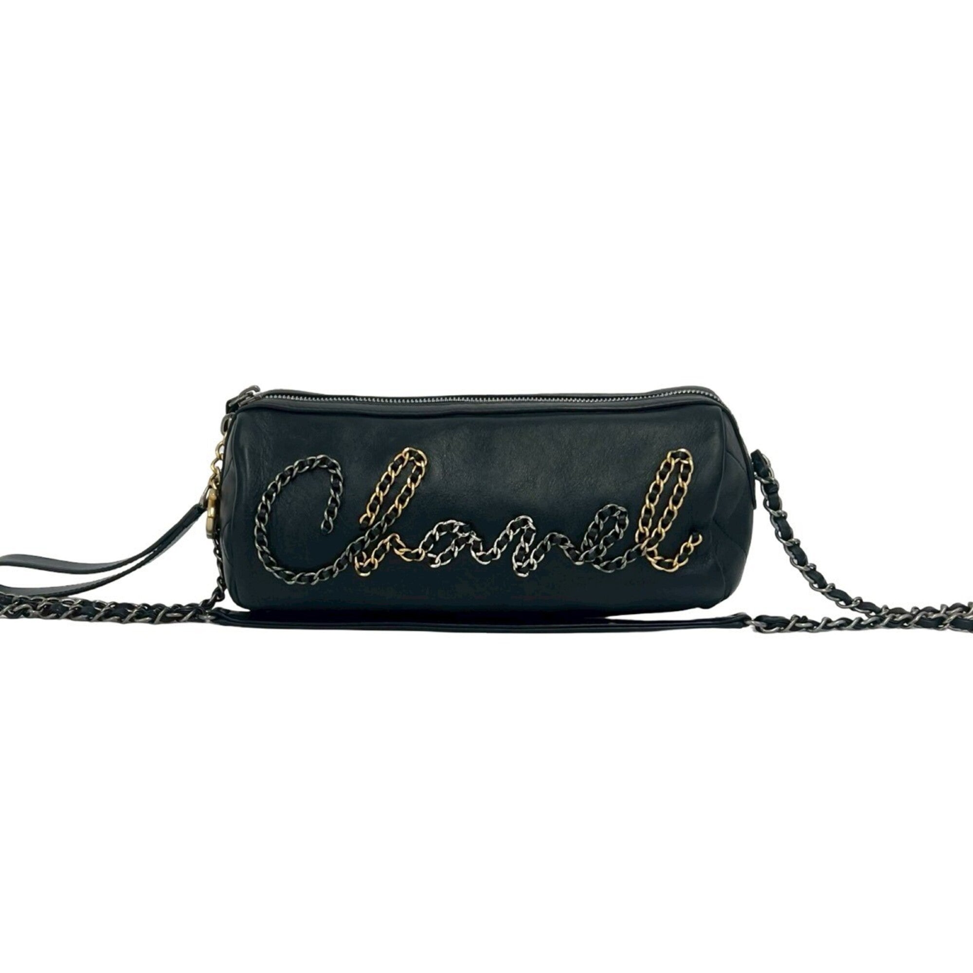 Chanel Black Leather Shoulder Bag (Pre-Owned)