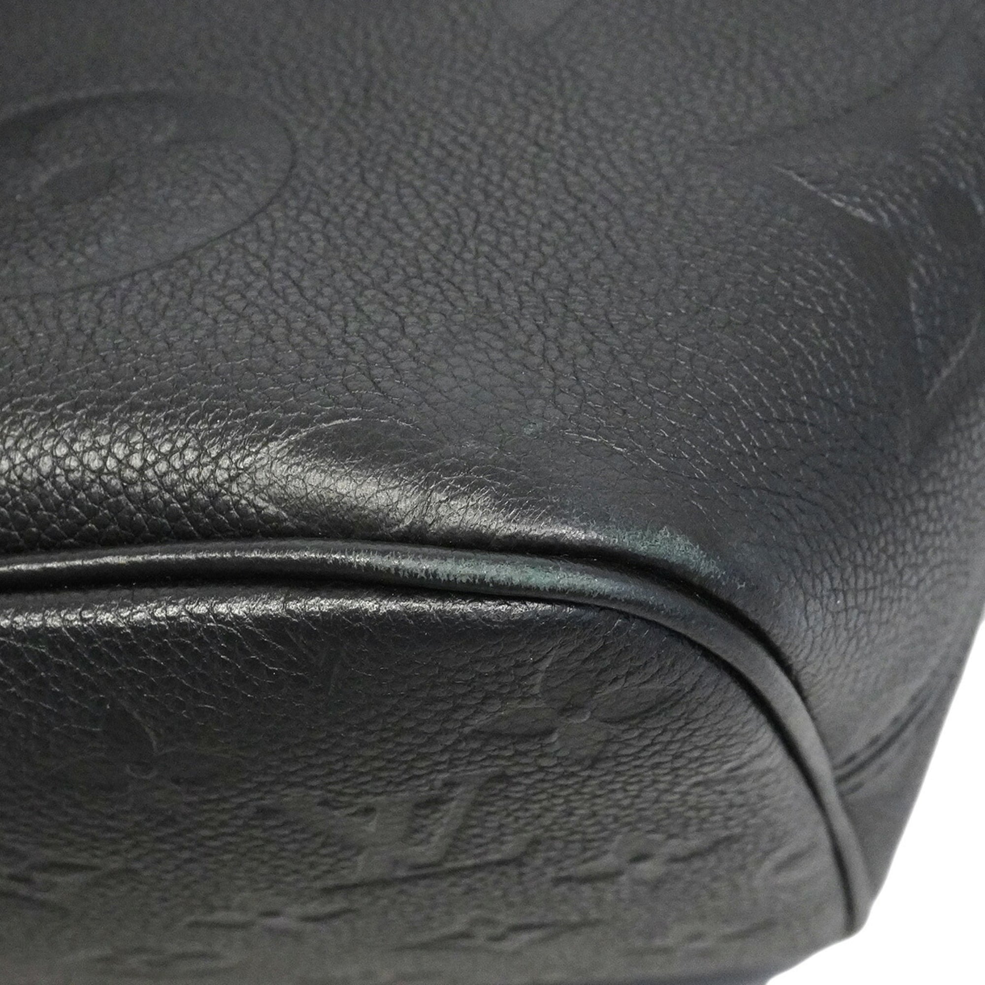 Louis Vuitton Noir Tote Bag (Pre-Owned)