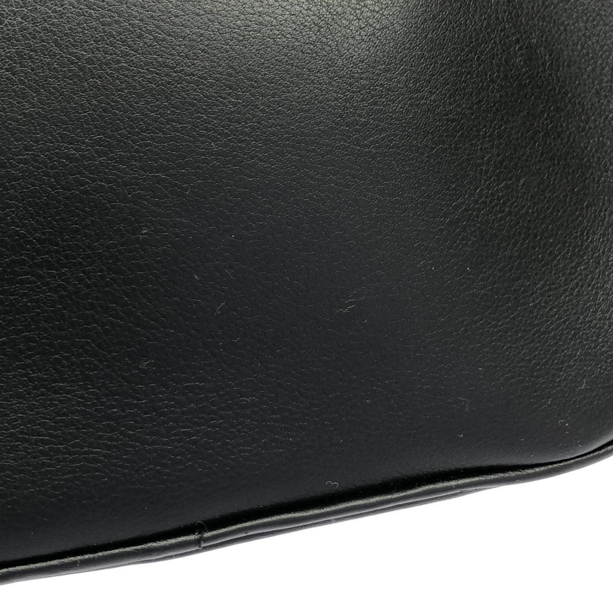 Louis Vuitton Black Leather Pouch Shoulder Bag (Pre-Owned)
