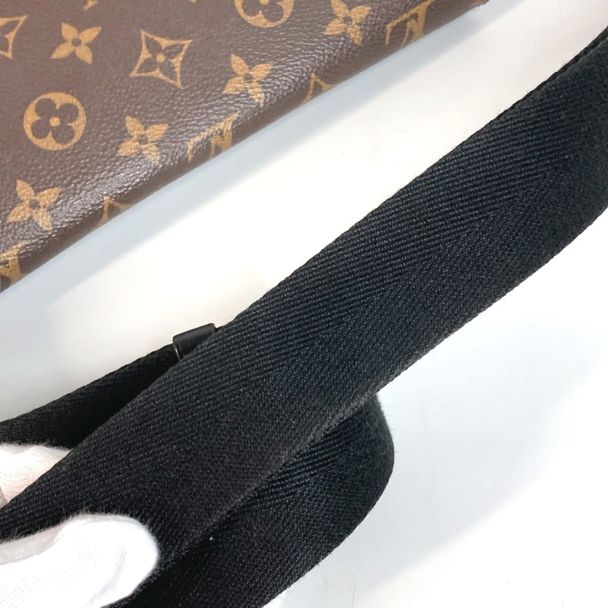 Louis Vuitton Black Brown Monogram Messenger Bag Shoulder Bag (Pre-Owned)