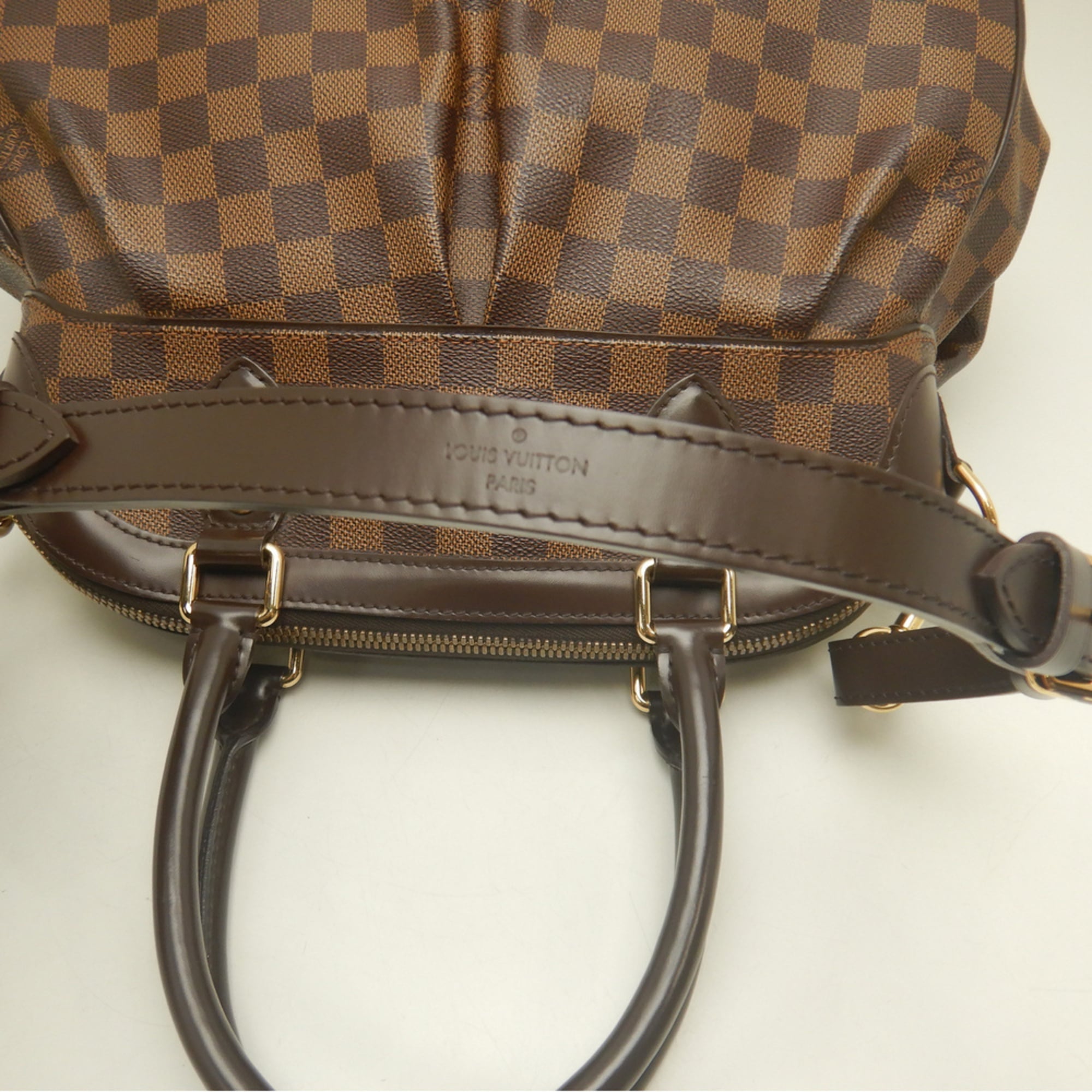 Louis Vuitton Brown Ebene Damier Canvas Handbag (Pre-Owned)