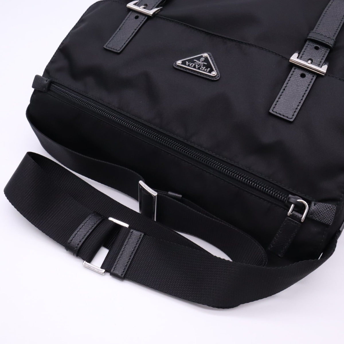 Prada Saffiano Black Nylon Saffiano Shoulder Bag (Pre-Owned)