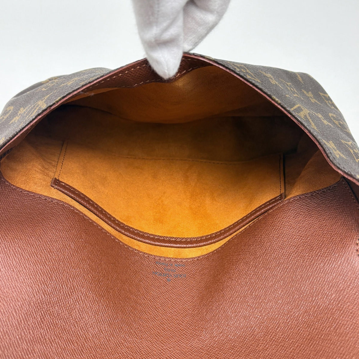Louis Vuitton Brown Monogram Shoulder Bag (Pre-Owned)