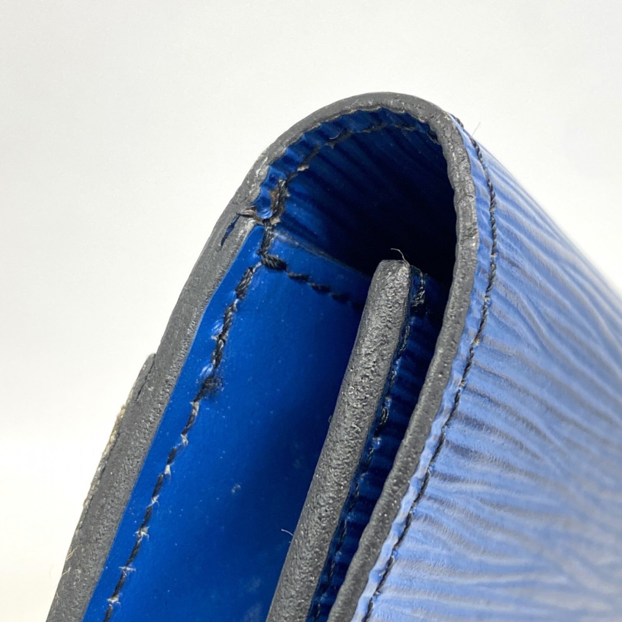 Louis Vuitton Toledo Blue Clutch Bag (Pre-Owned)