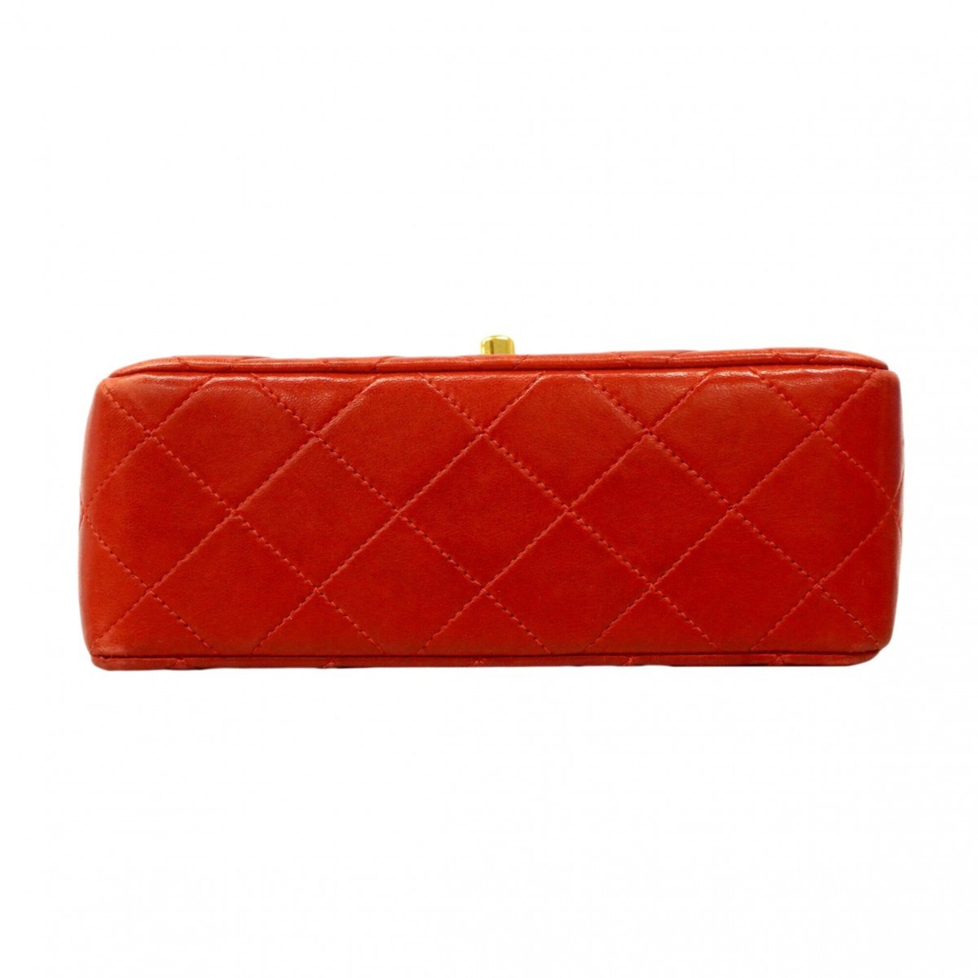 Chanel Red Color Leather Shoulder Bag (Pre-Owned)