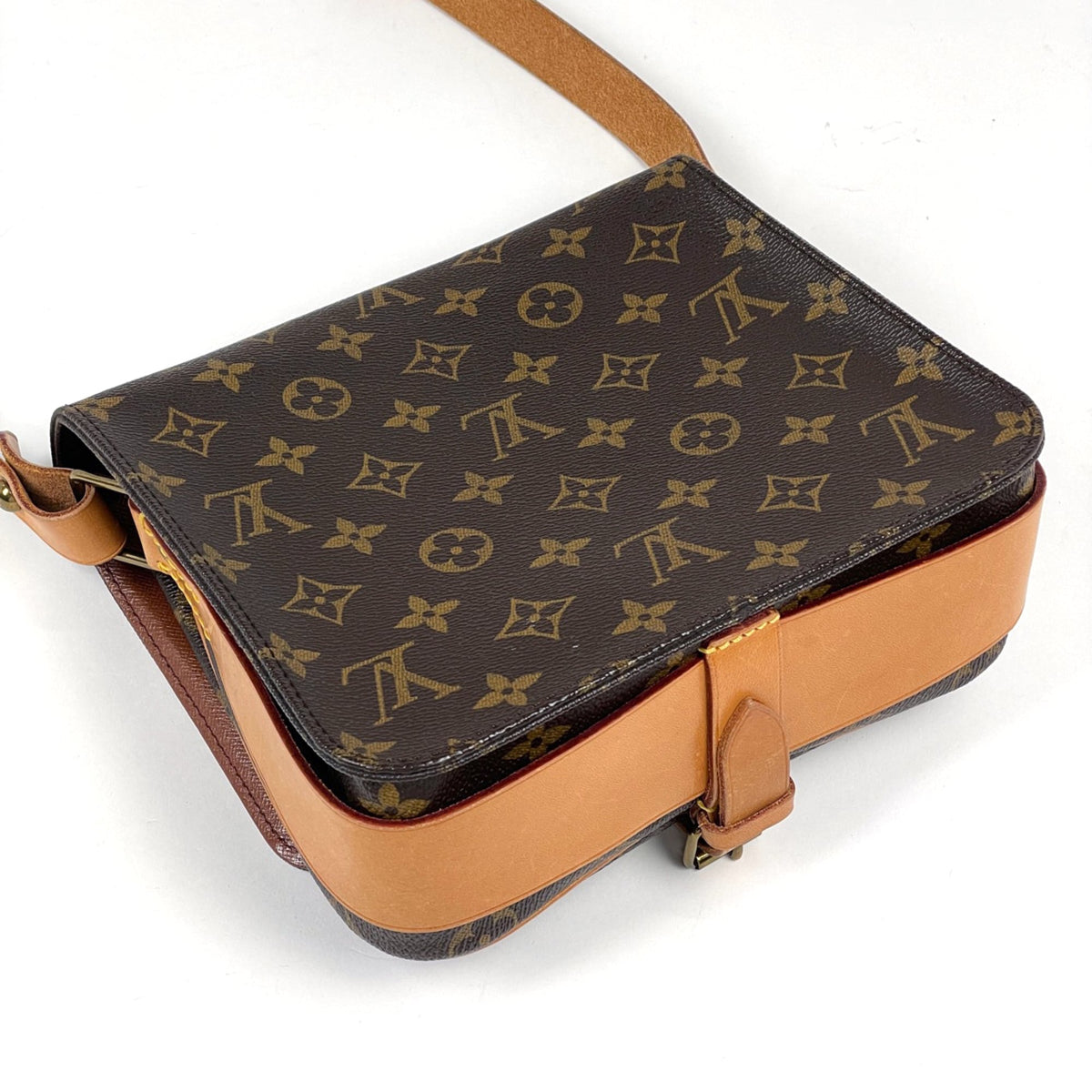Louis Vuitton Brown Monogram Monogram Shoulder Bag (Pre-Owned)