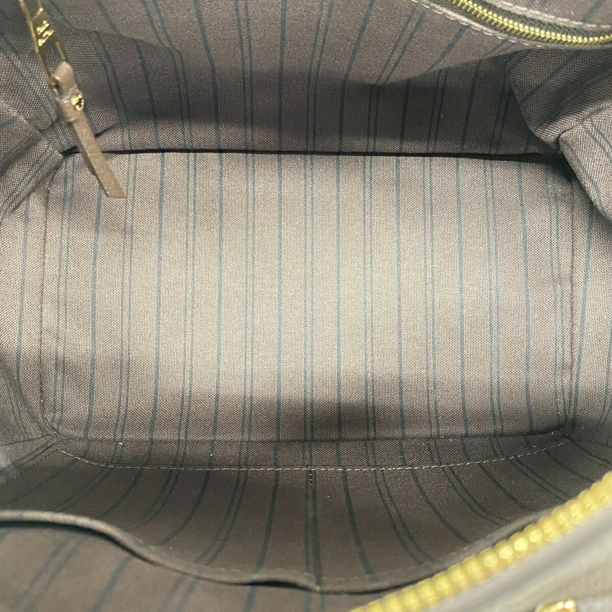 Louis Vuitton Aurore Handbag (Pre-Owned)