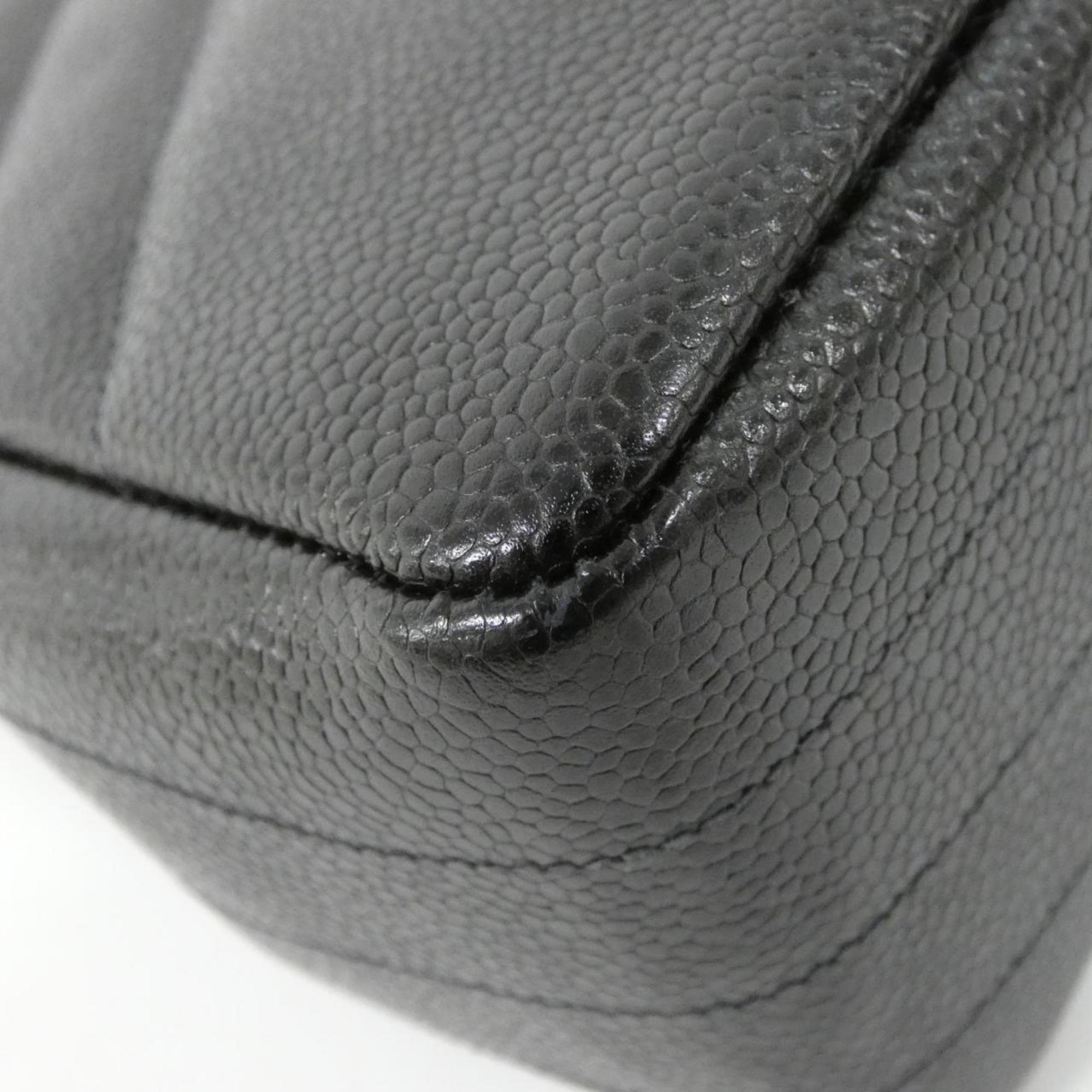 Chanel Black Grained Calfskin Shoulder Bag (Pre-Owned)