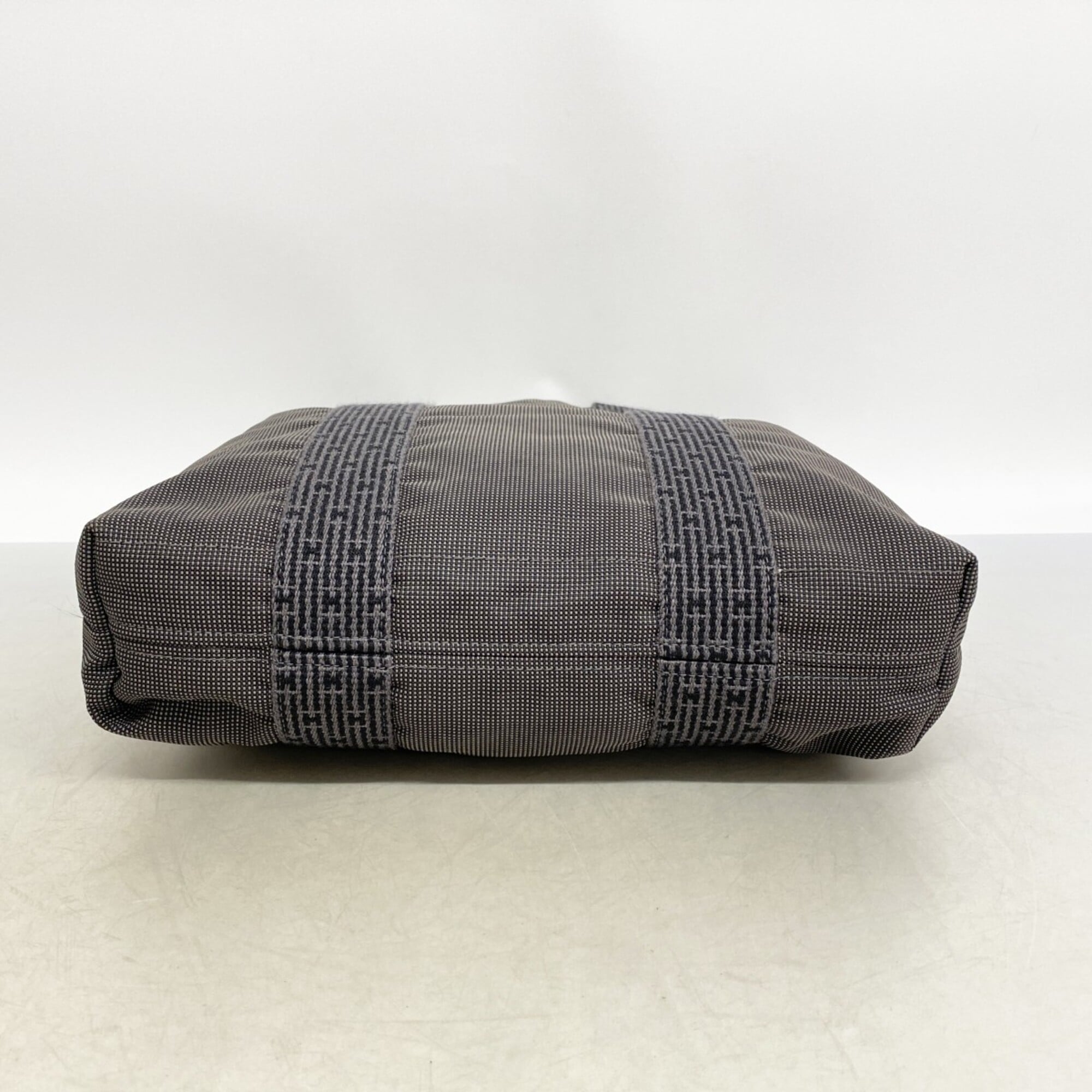 Hermes Gray Canvas Tote Bag (Pre-Owned)